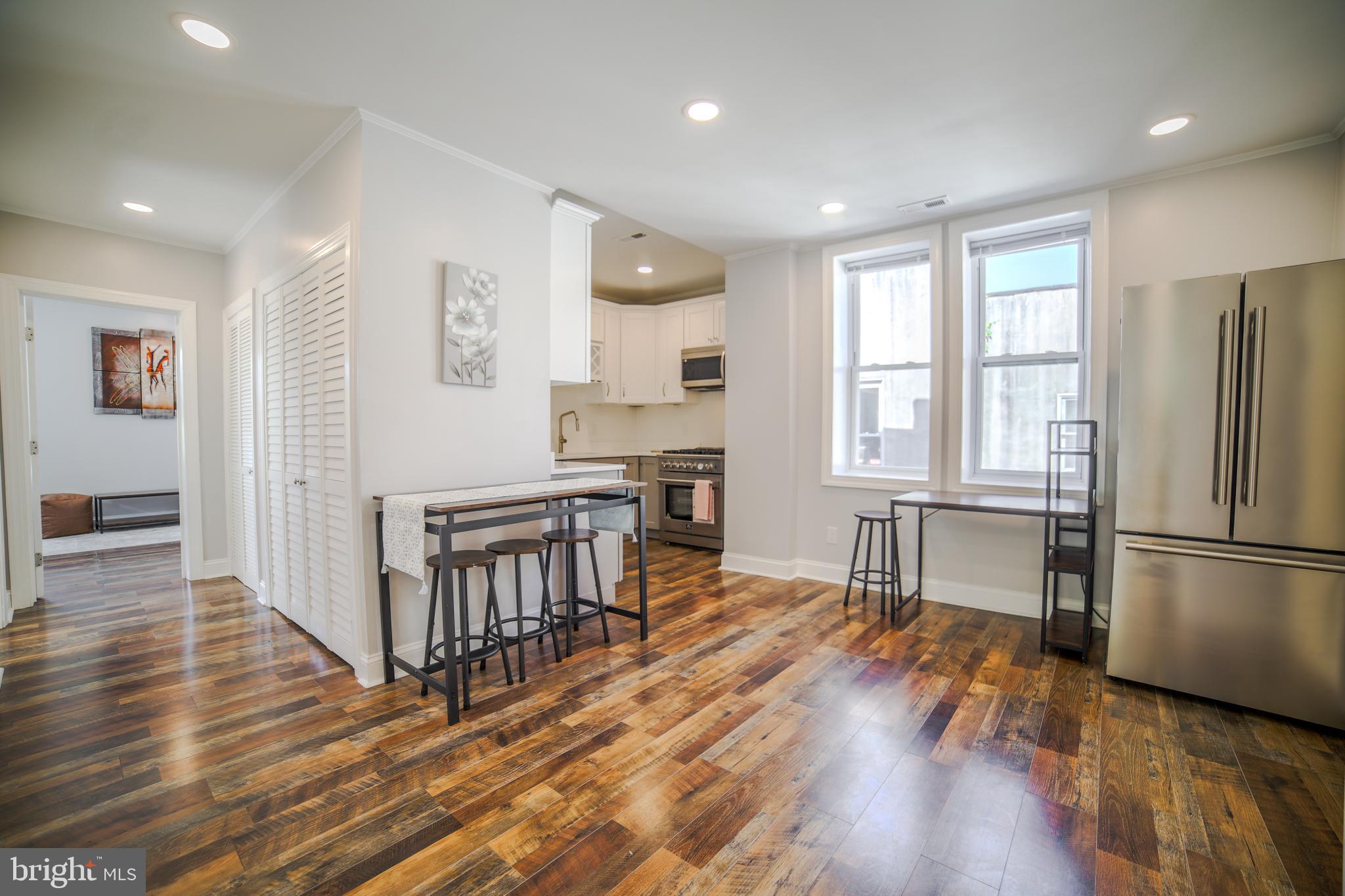 WASHINGTON SQ WEST - Residential Income