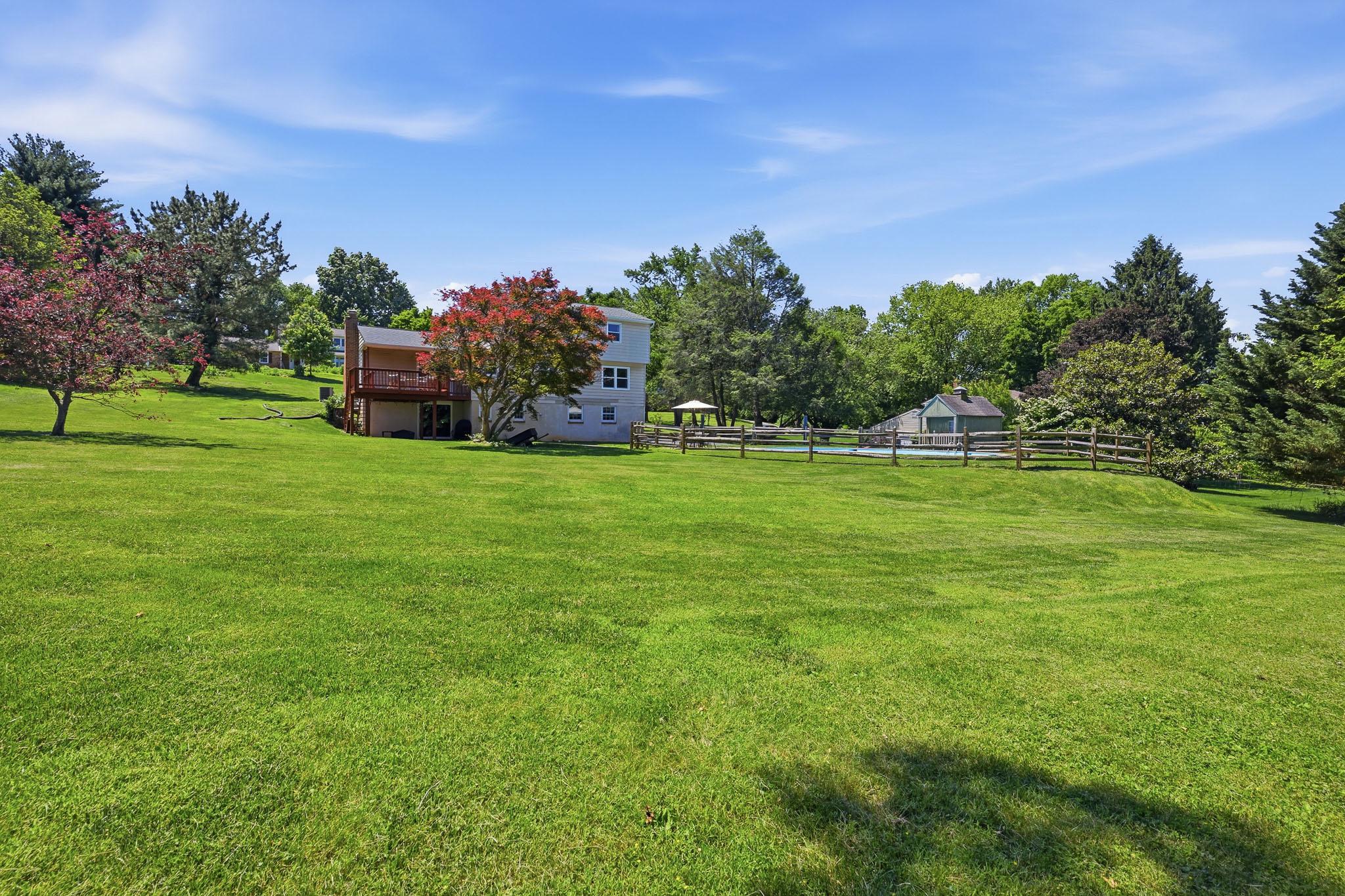 NEW GARDEN - Residential