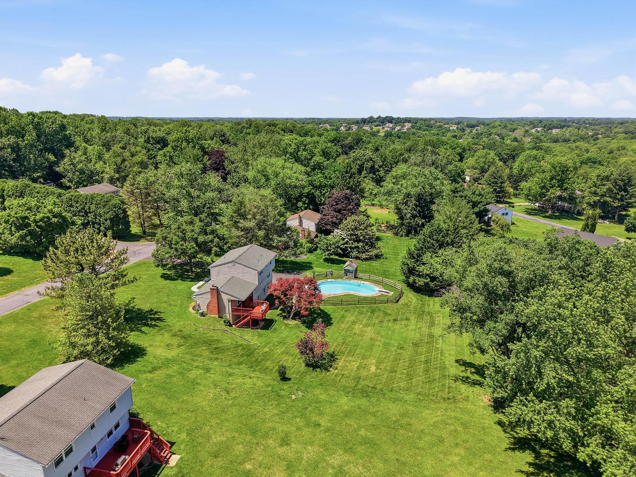 NEW GARDEN - Residential