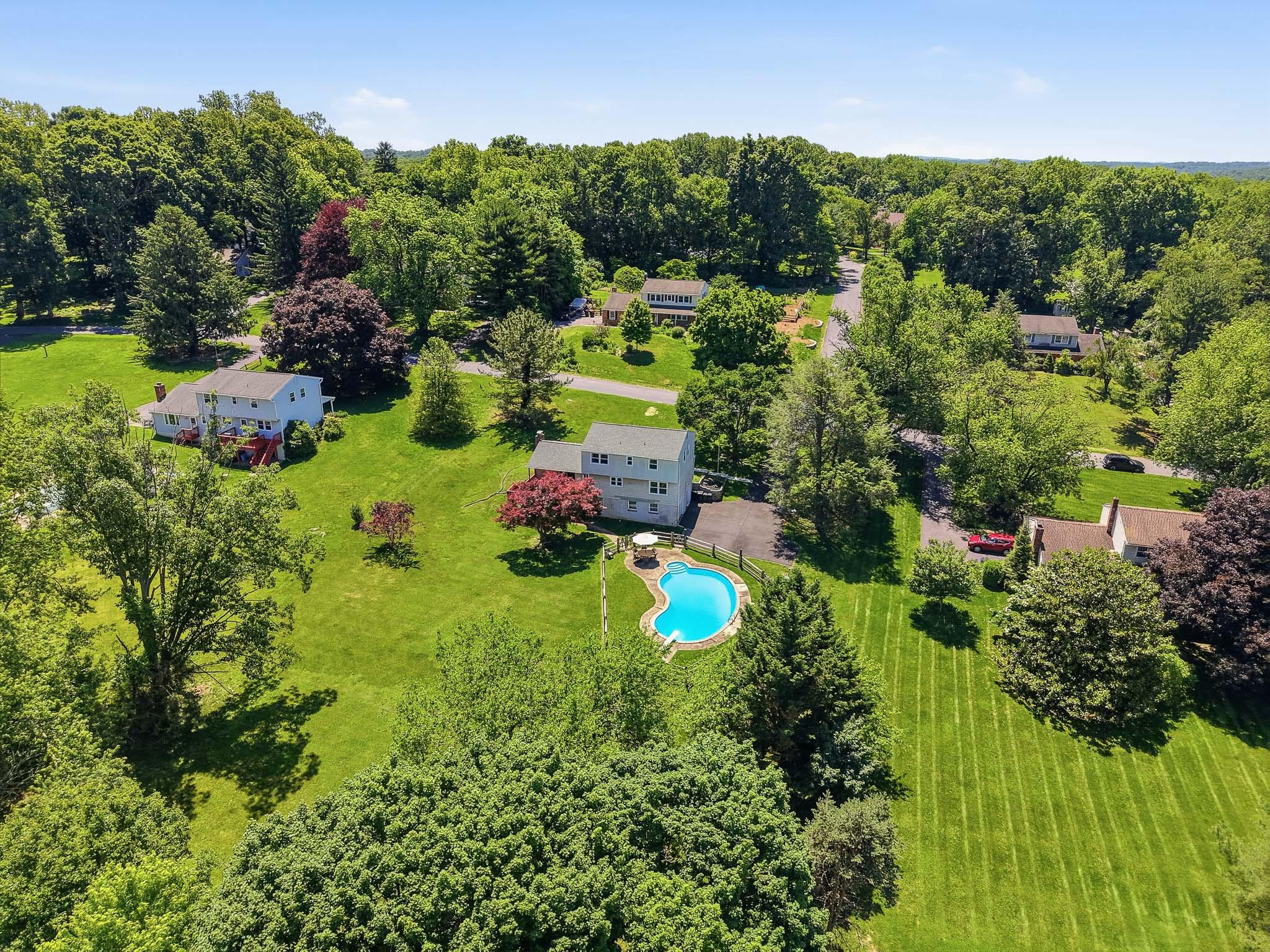 NEW GARDEN - Residential