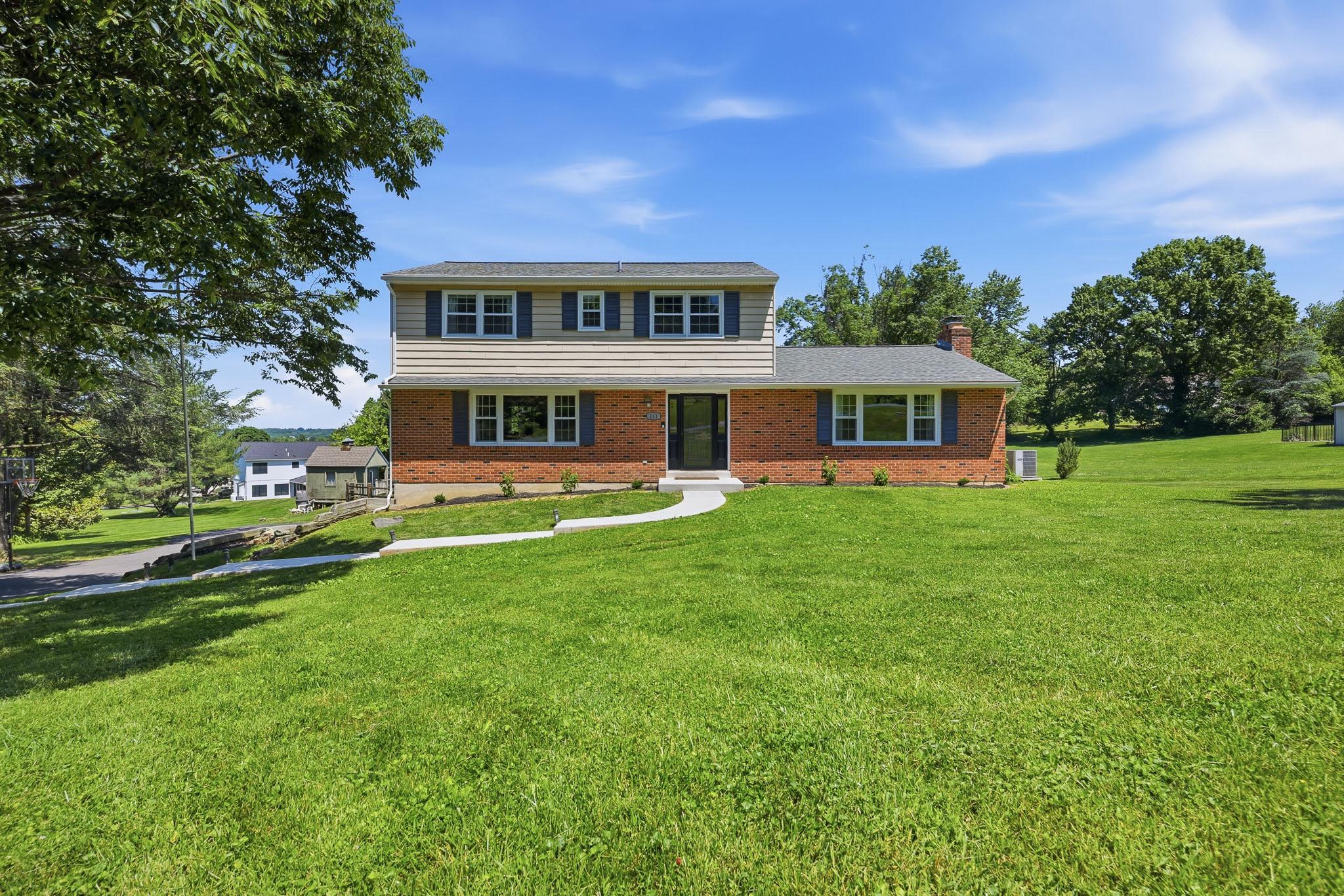 NEW GARDEN - Residential