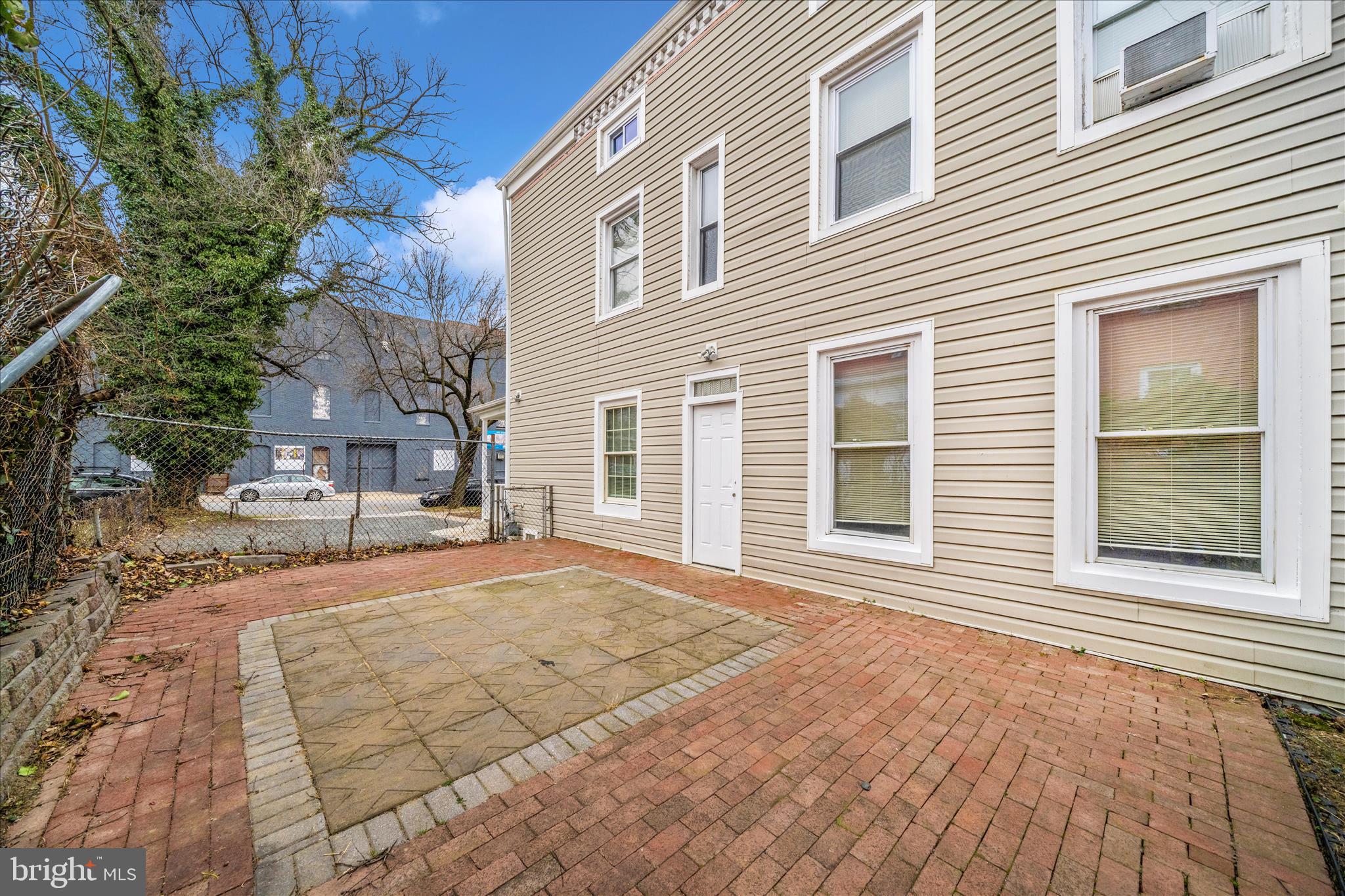IRVINGTON - Residential