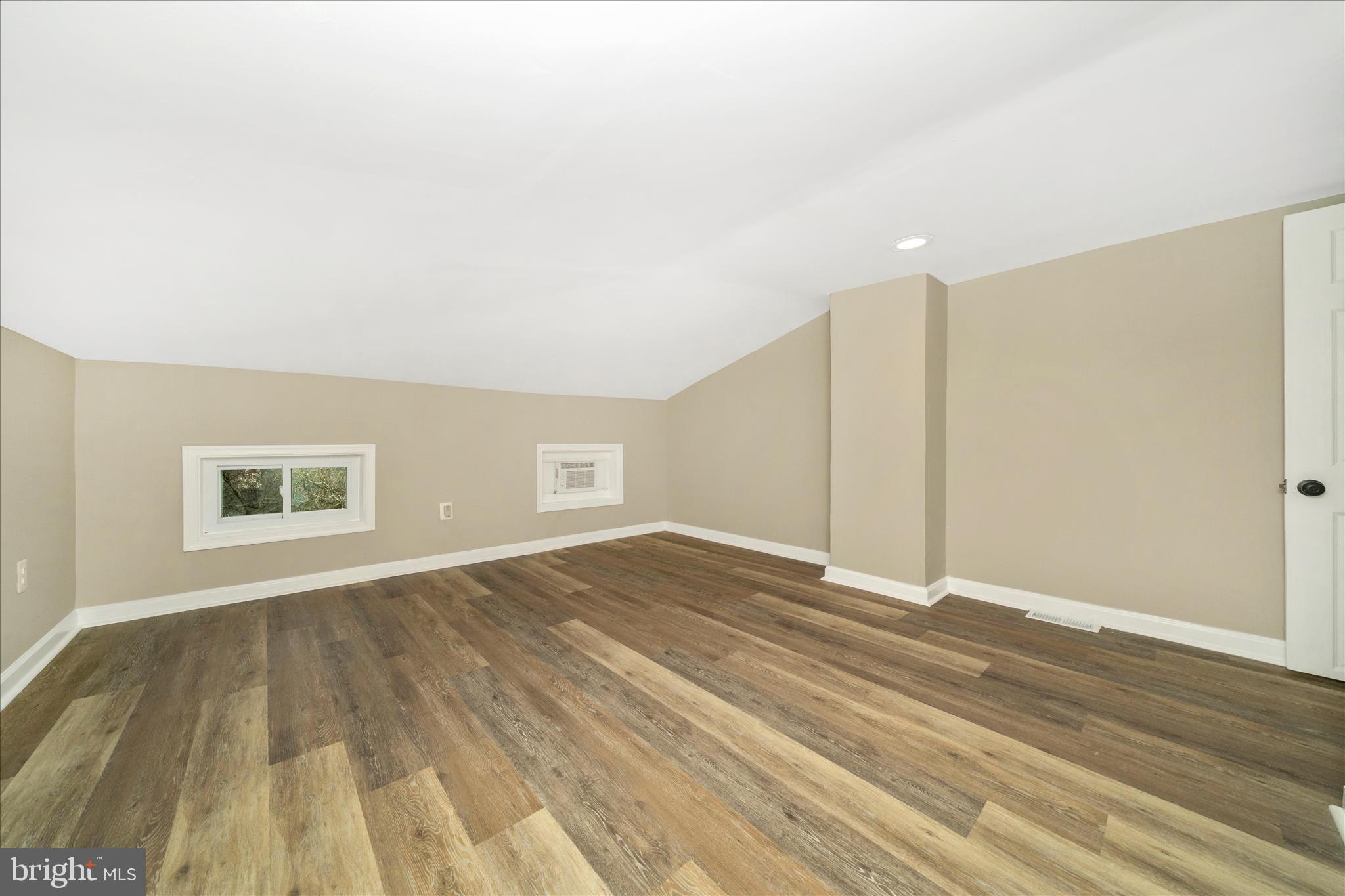 IRVINGTON - Residential