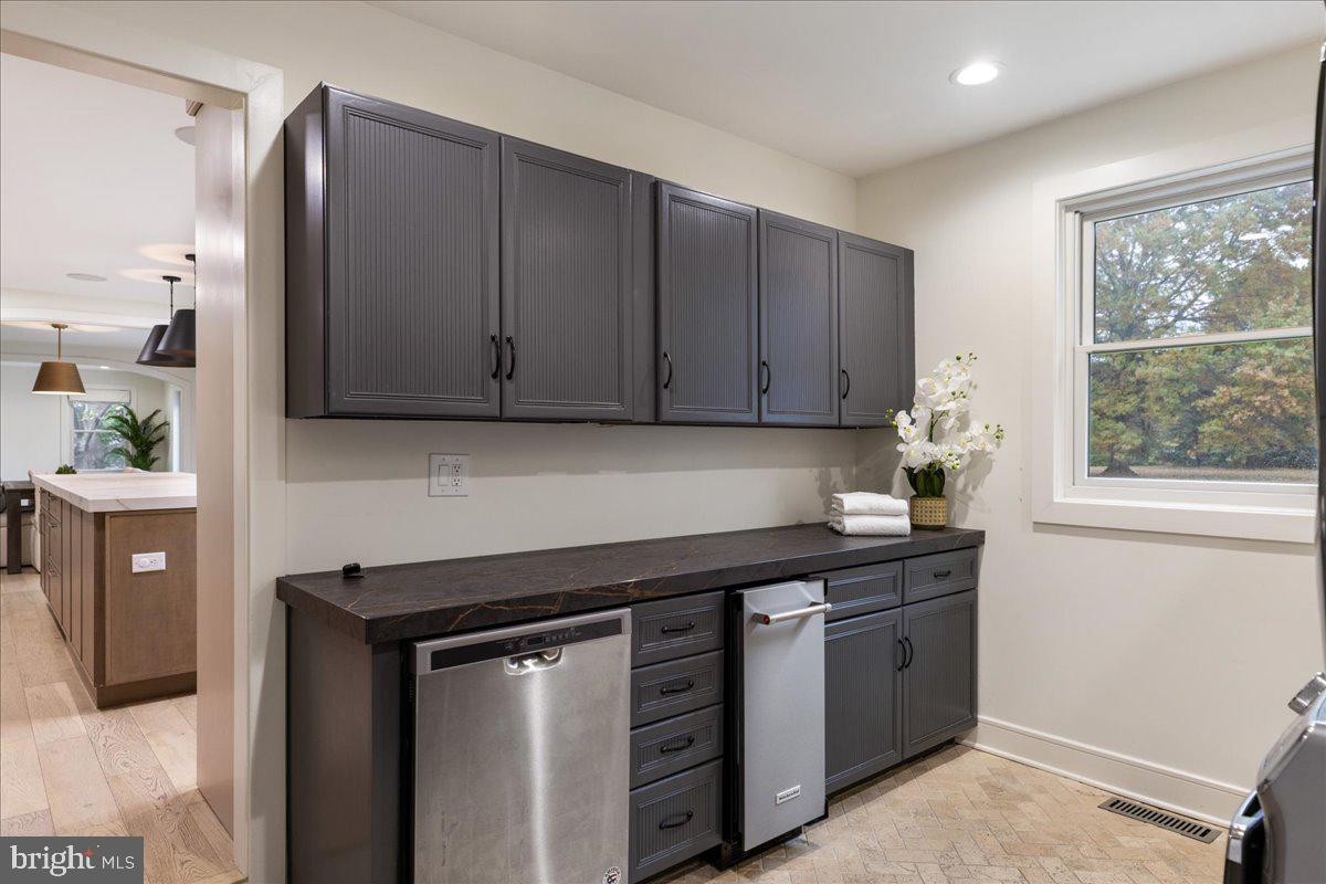 SOLEBURY FARMS EST - Residential