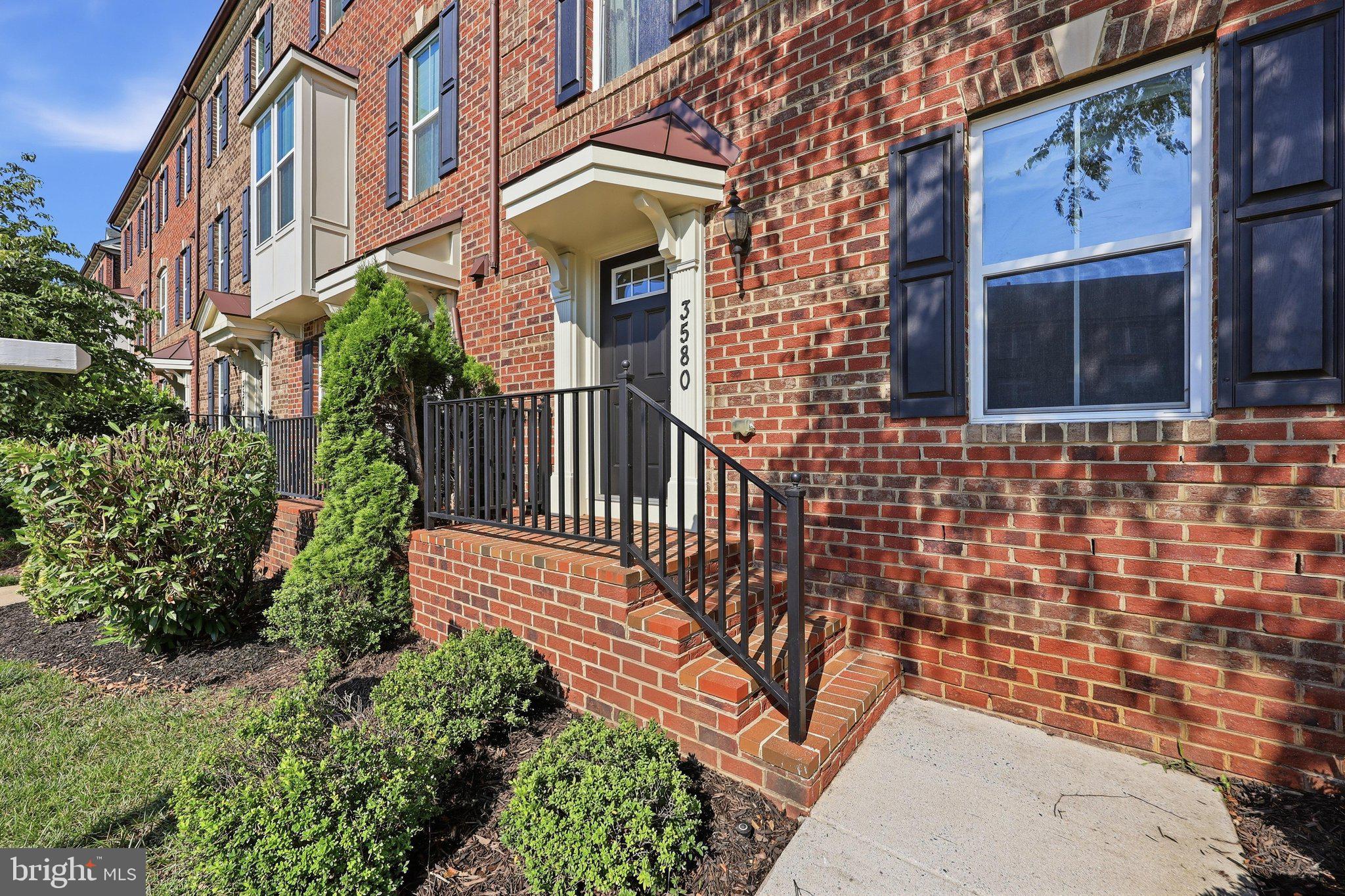 VILLAGES OF URBANA - Residential