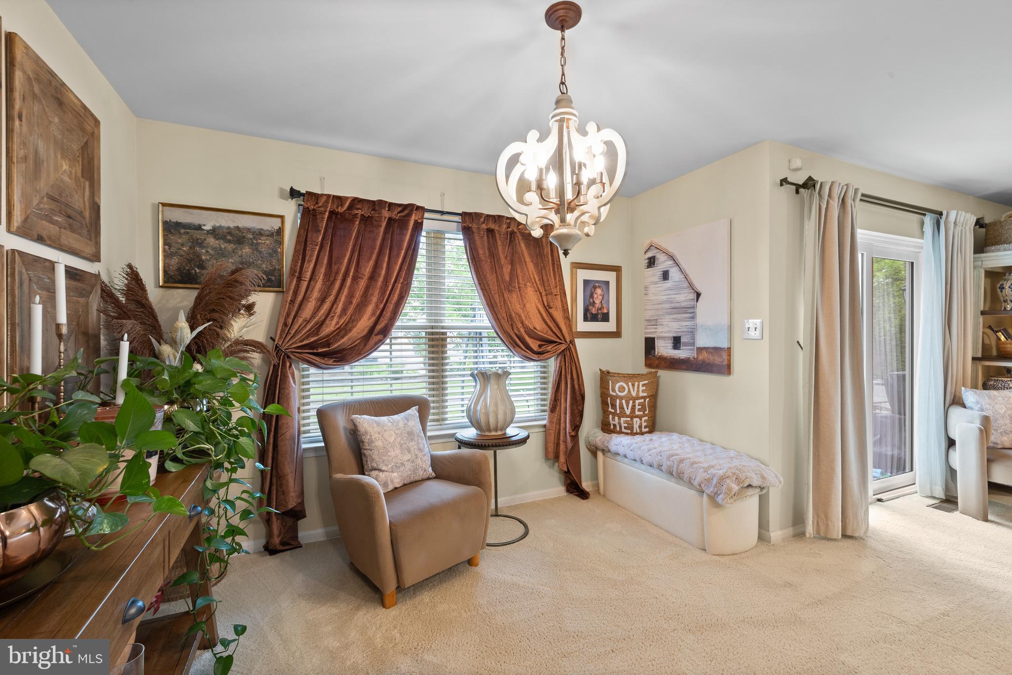 ROSECLIFF MANOR - Residential