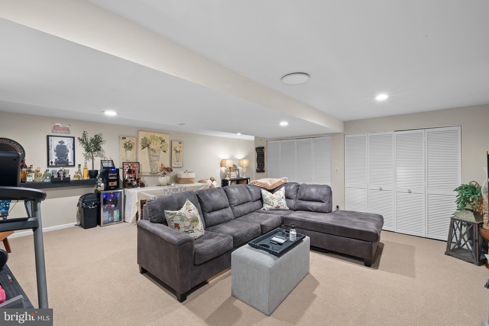 ROSECLIFF MANOR - Residential