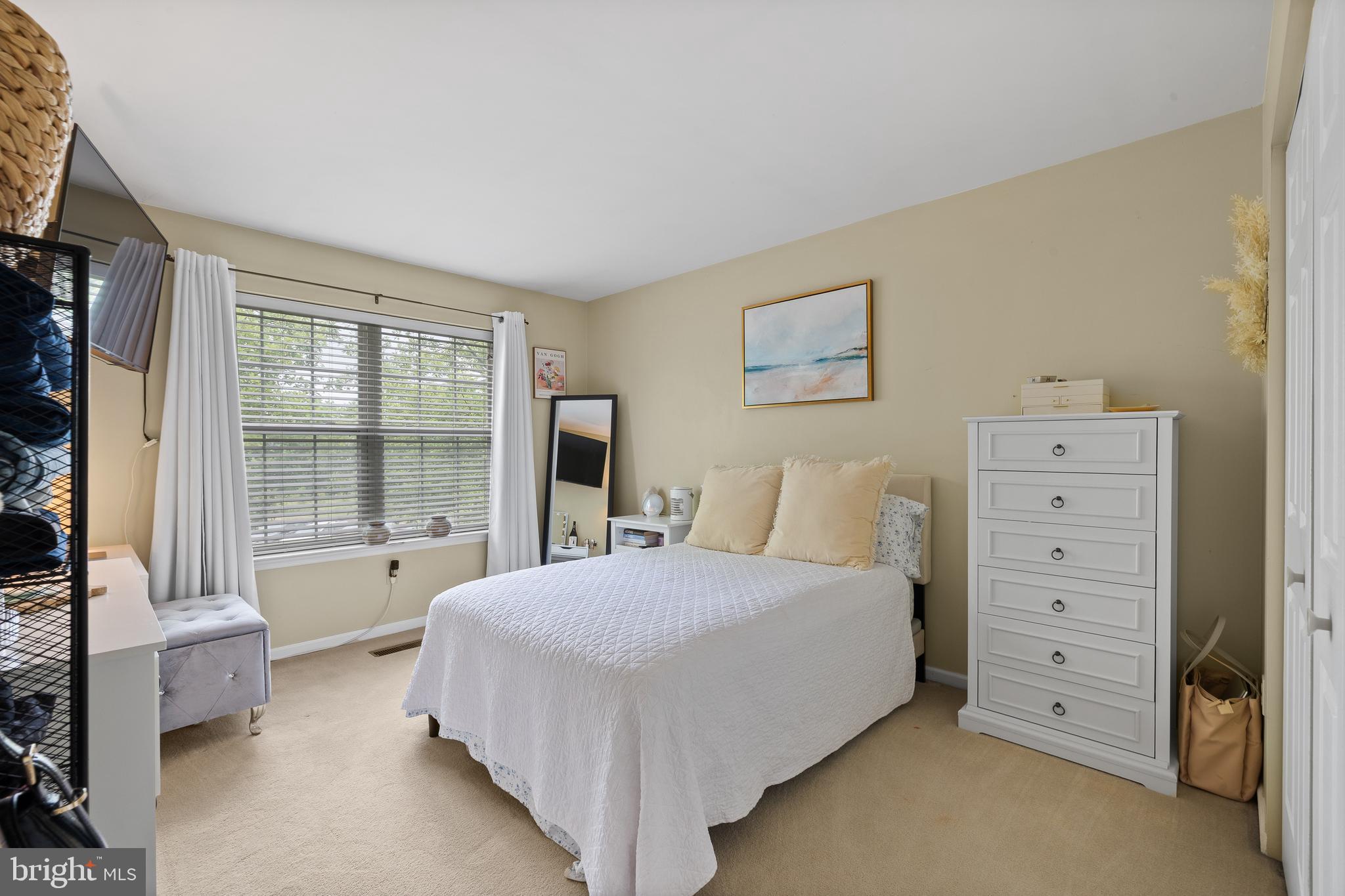 ROSECLIFF MANOR - Residential