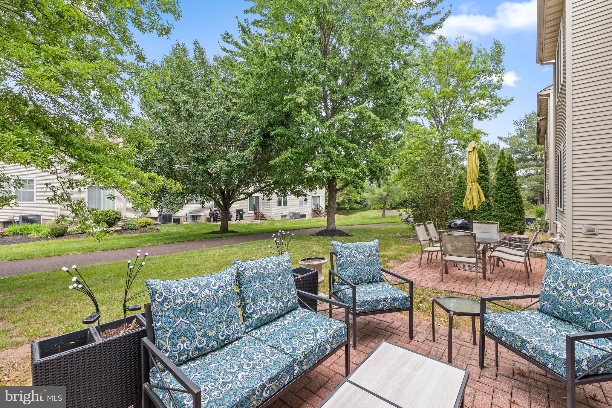 ROSECLIFF MANOR - Residential