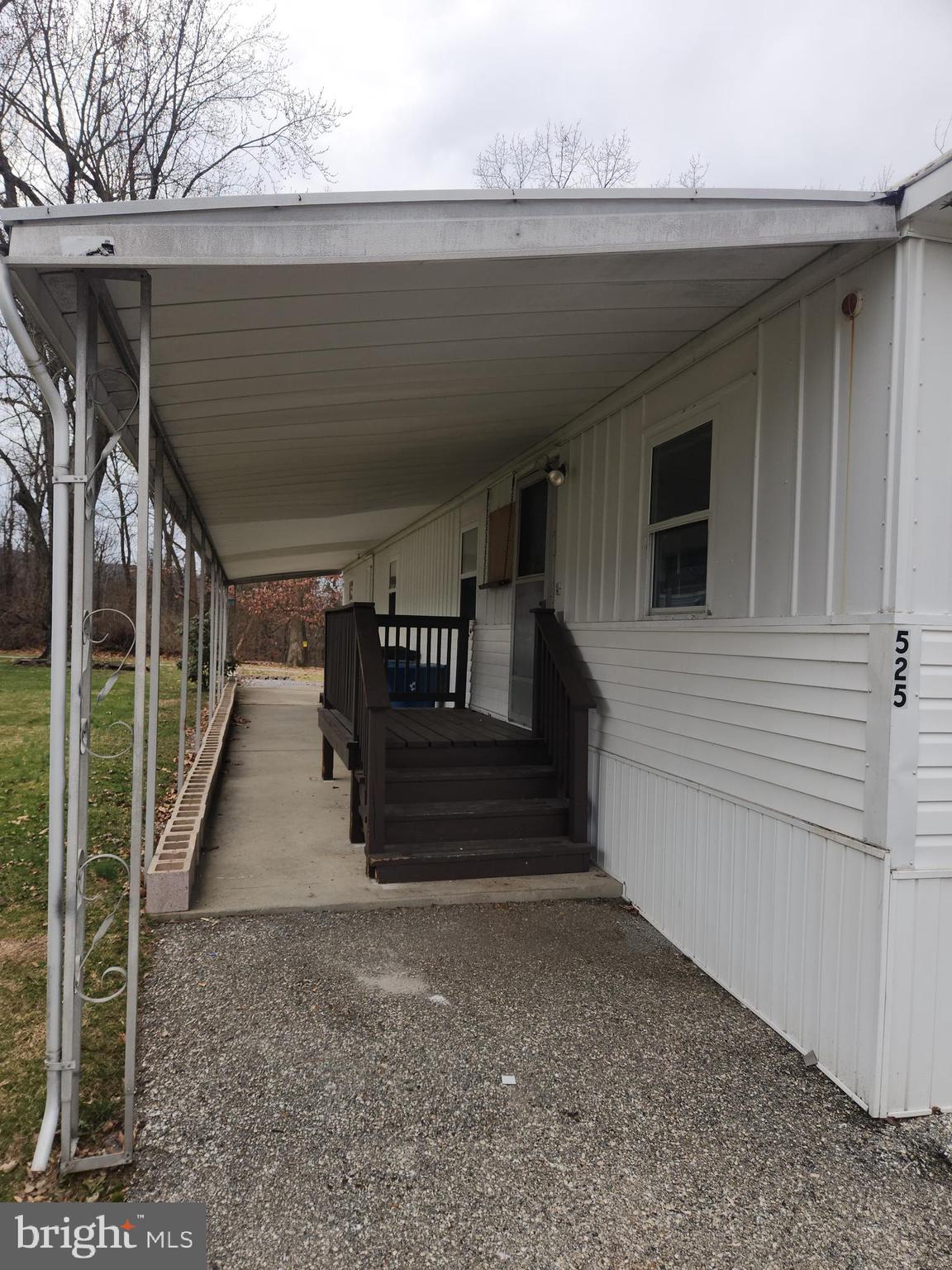 2BR/1BA mobile home has 732 square feet of living space. It is located in the very quiet Brookhaven
Mobile Home Park in York, PA. The mobile home has brand new paint, flooring and kitchen cabinets.
Gas stove and shed are included in the sale. Current lot rent is $670 per month. There is a
separate fee of $50 per month for sewer.
