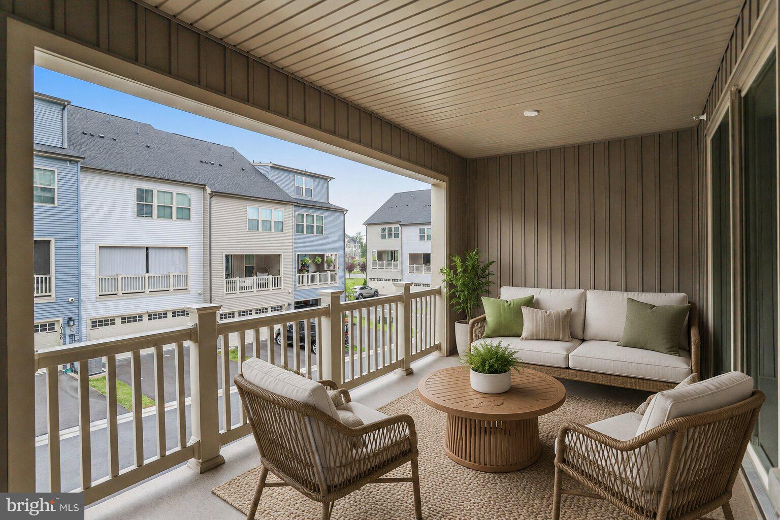 LAKE LINGANORE OAKDALE - Residential