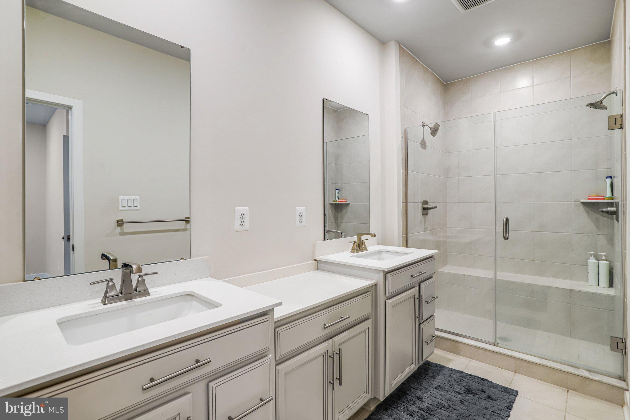 LAKE LINGANORE OAKDALE - Residential