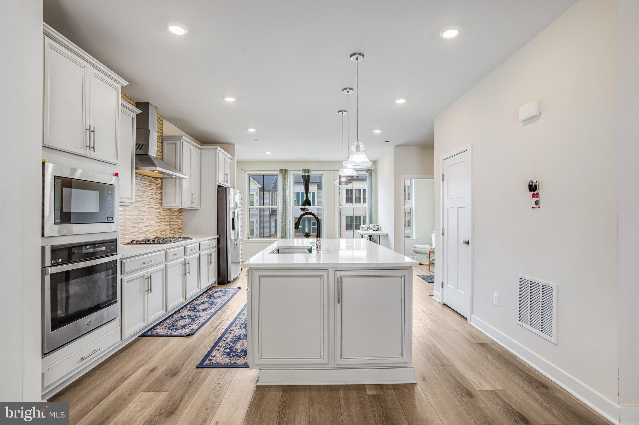 LAKE LINGANORE OAKDALE - Residential