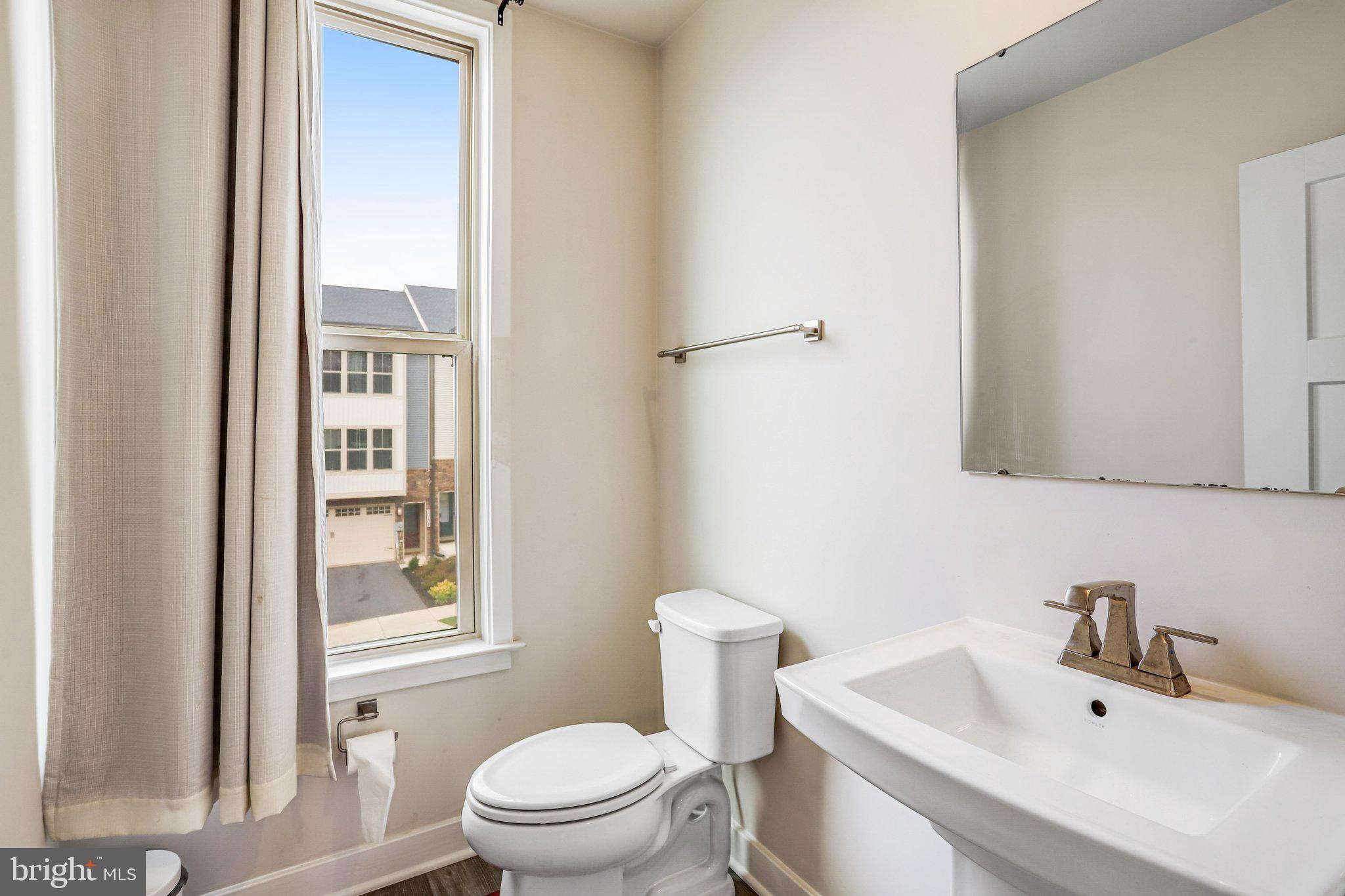 LAKE LINGANORE OAKDALE - Residential