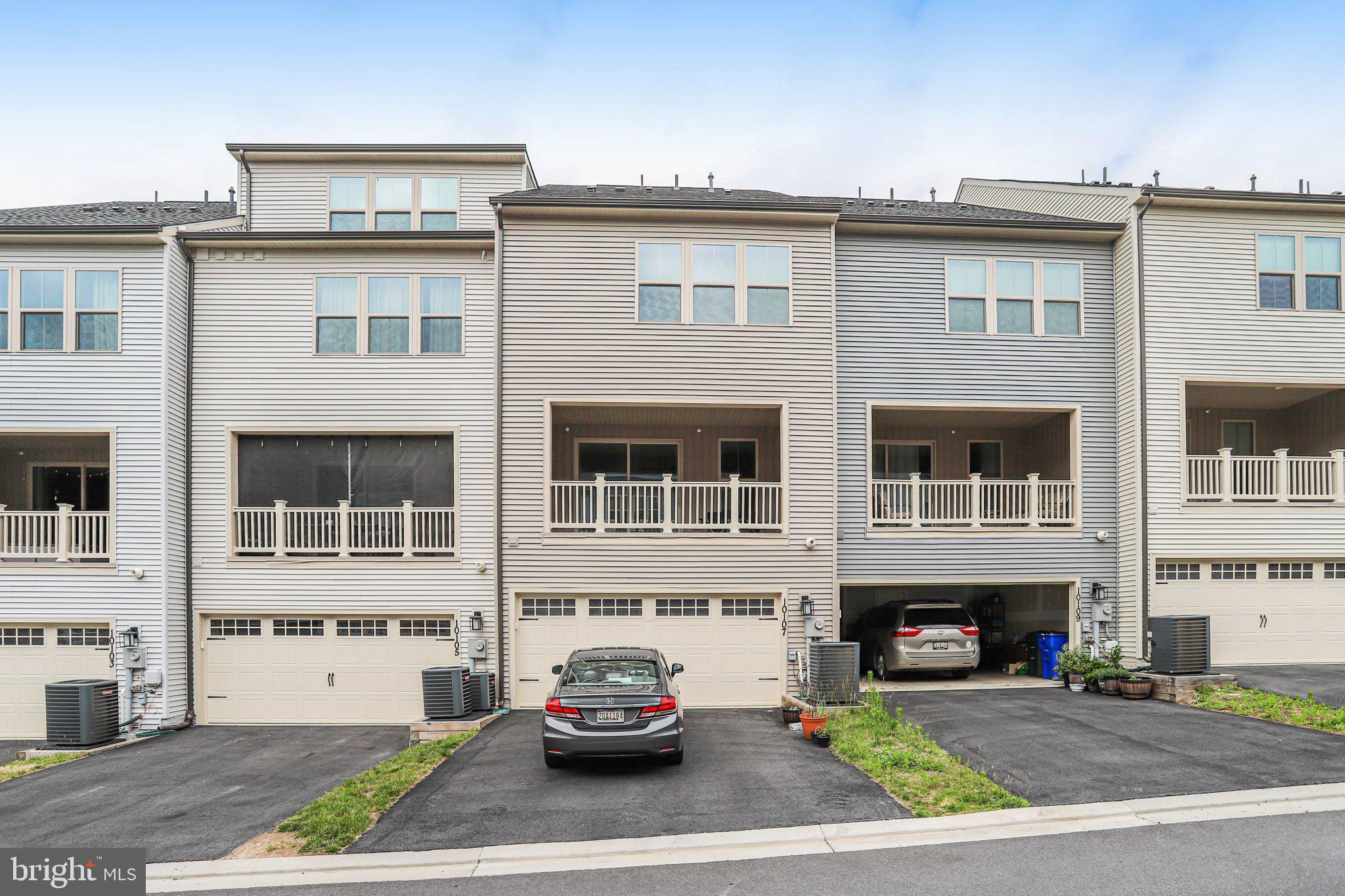 LAKE LINGANORE OAKDALE - Residential
