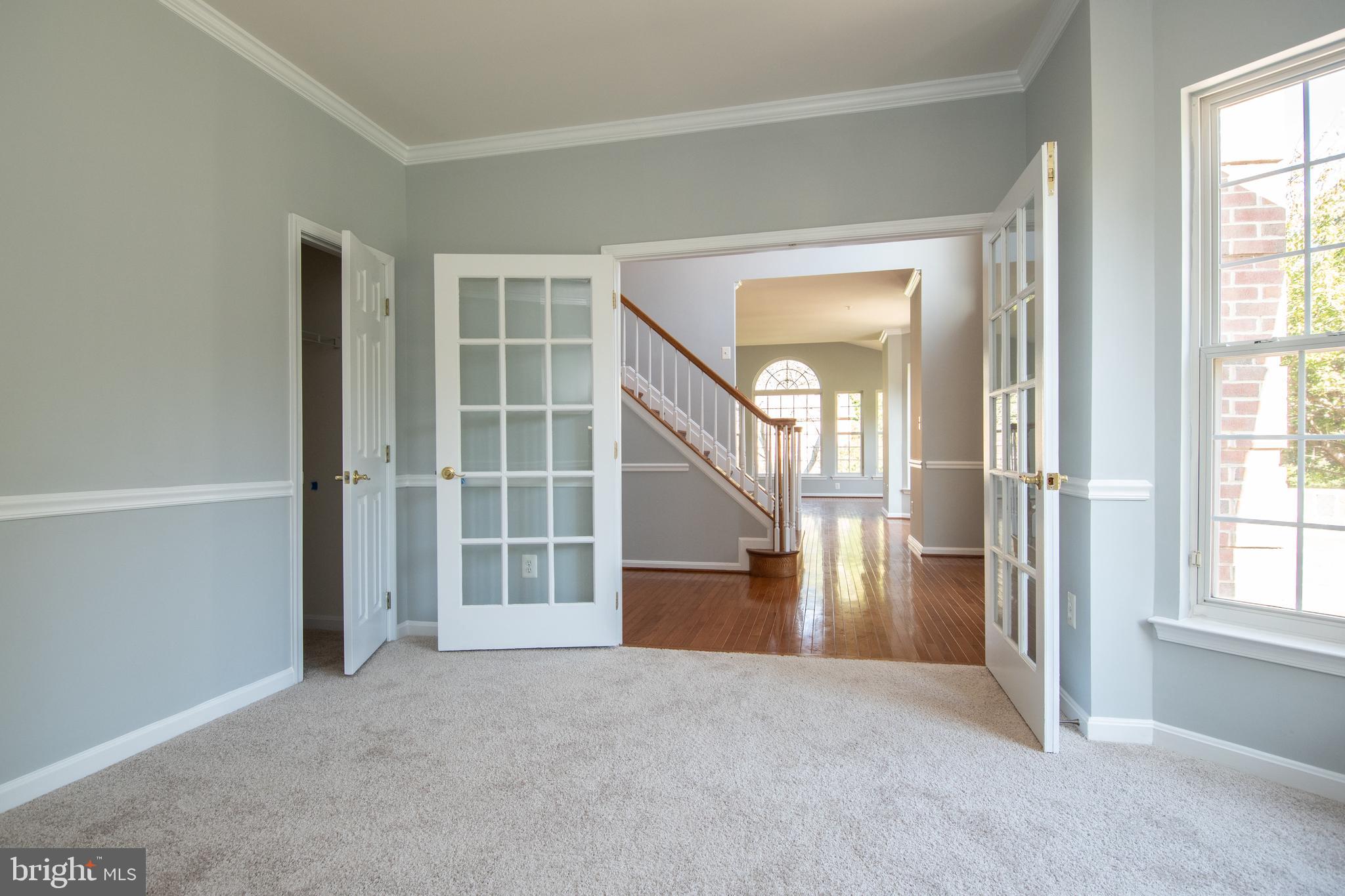 CROOM STATION - Residential