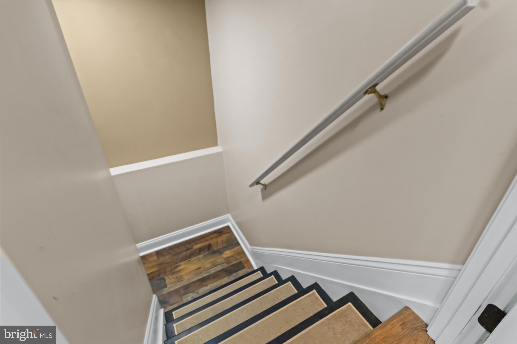 SHARPE'S CORNER - Residential
