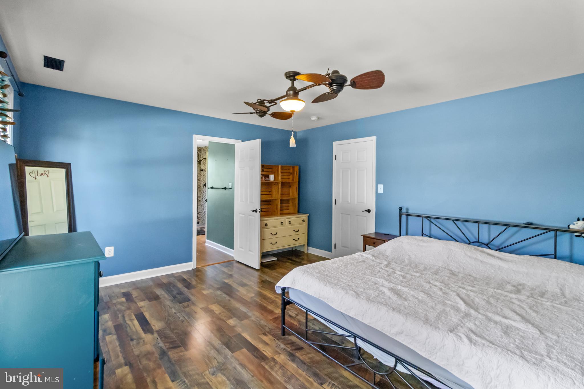 SHARPE'S CORNER - Residential