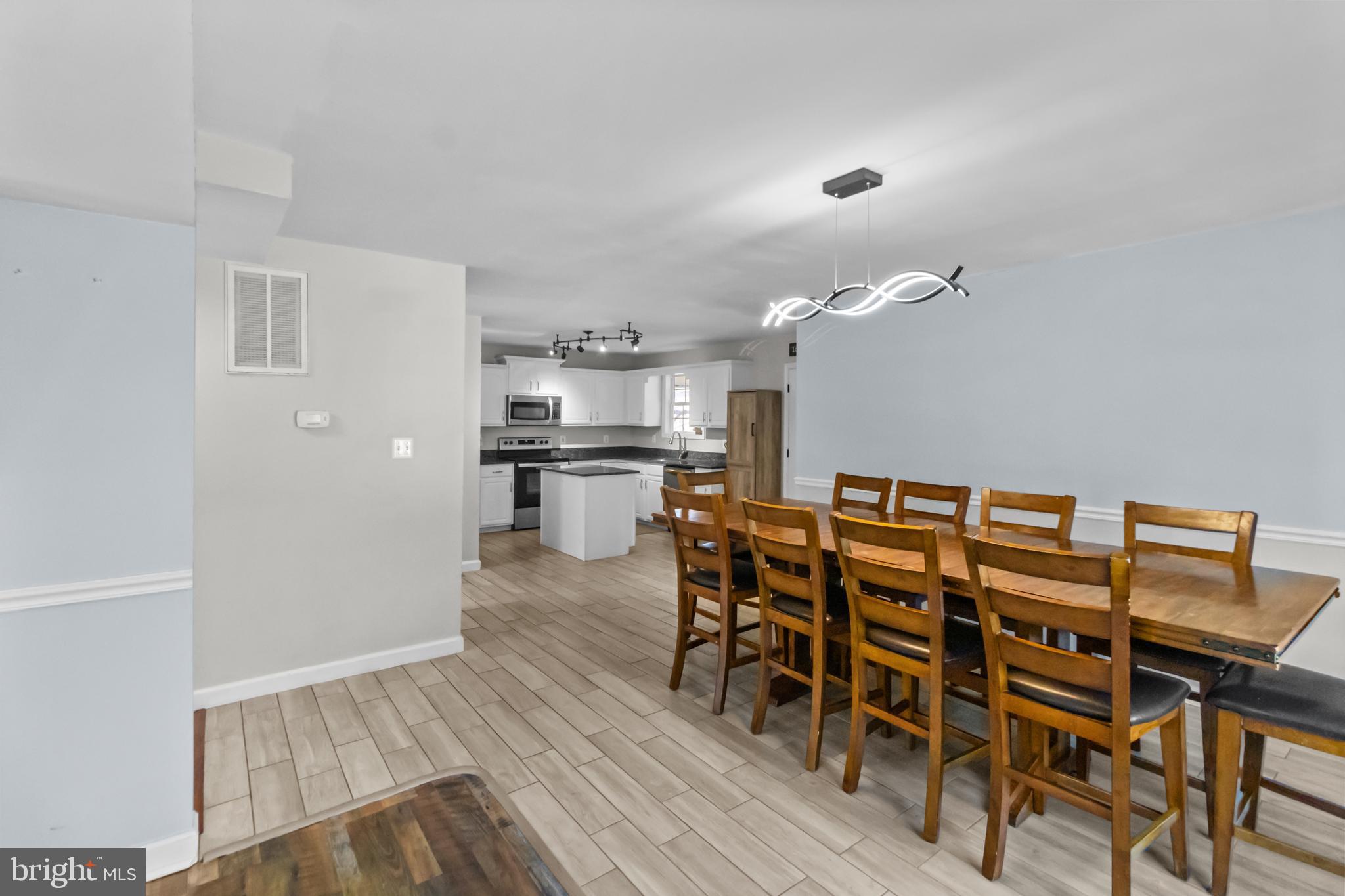 SHARPE'S CORNER - Residential