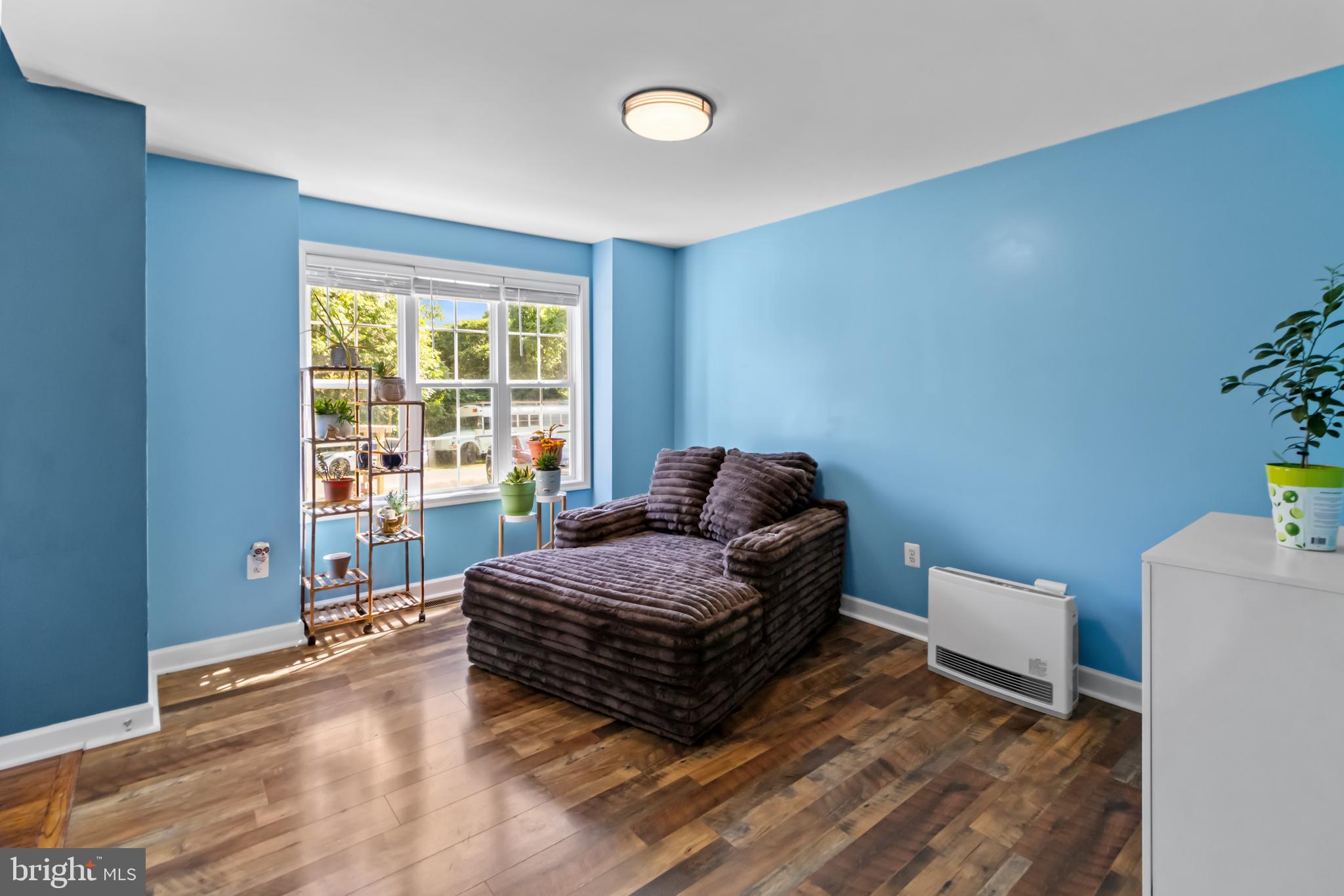 SHARPE'S CORNER - Residential
