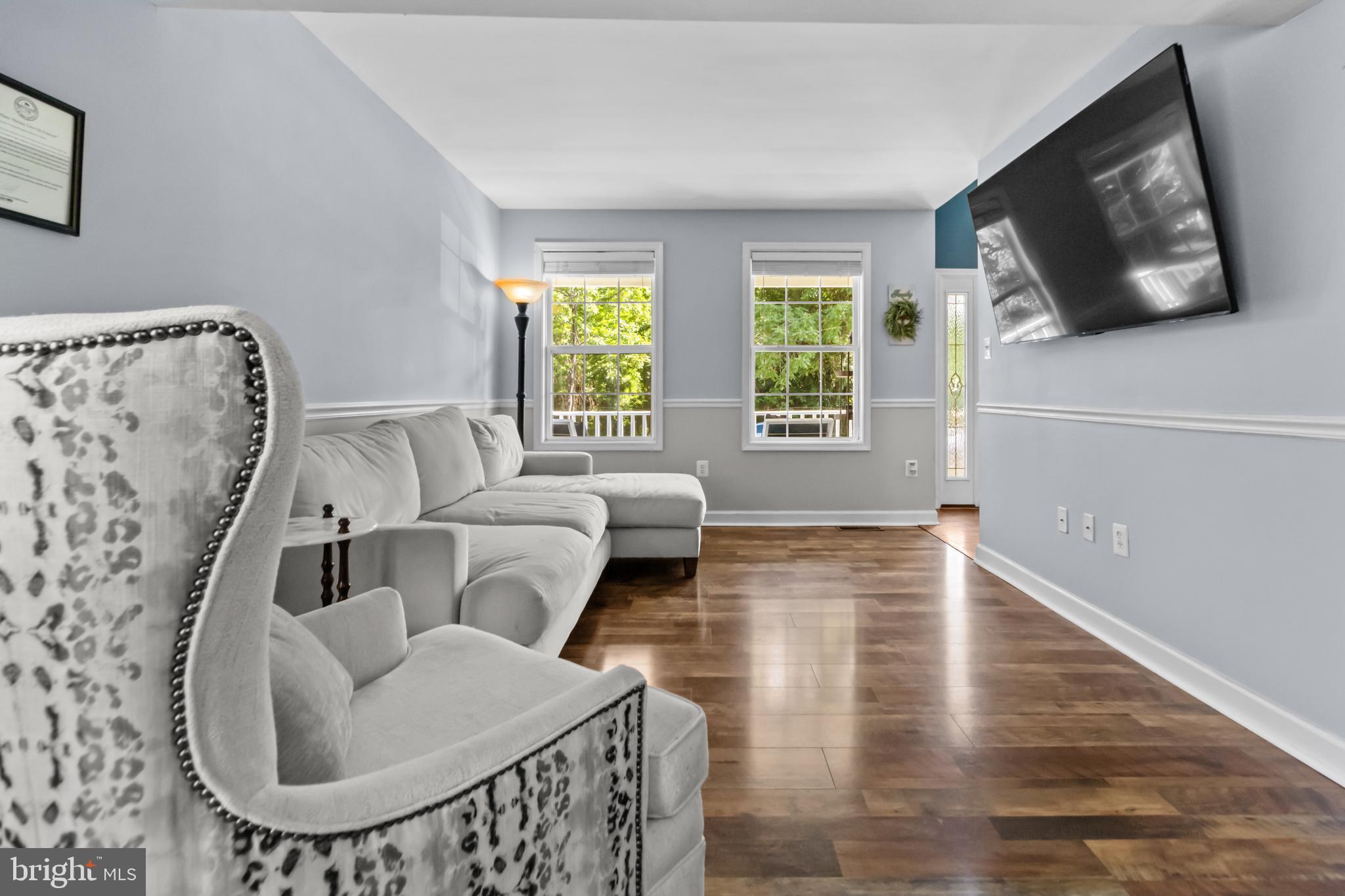 SHARPE'S CORNER - Residential