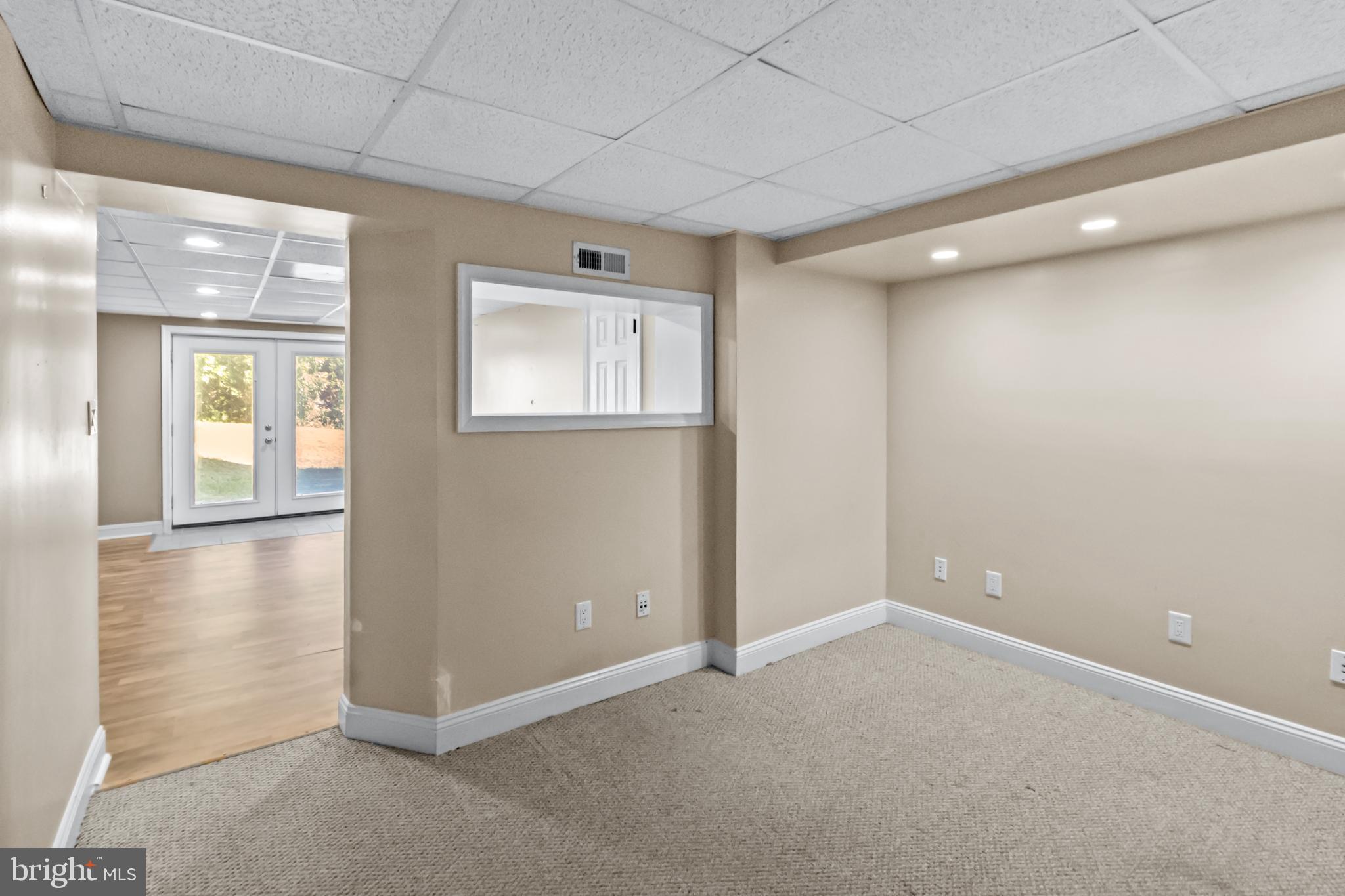 SHARPE'S CORNER - Residential