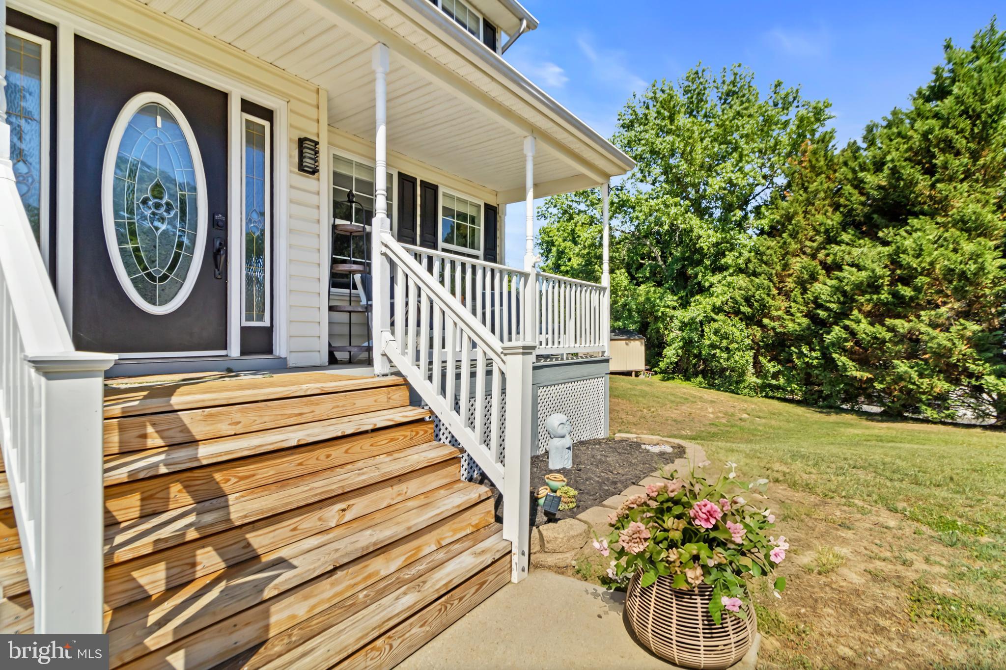 SHARPE'S CORNER - Residential