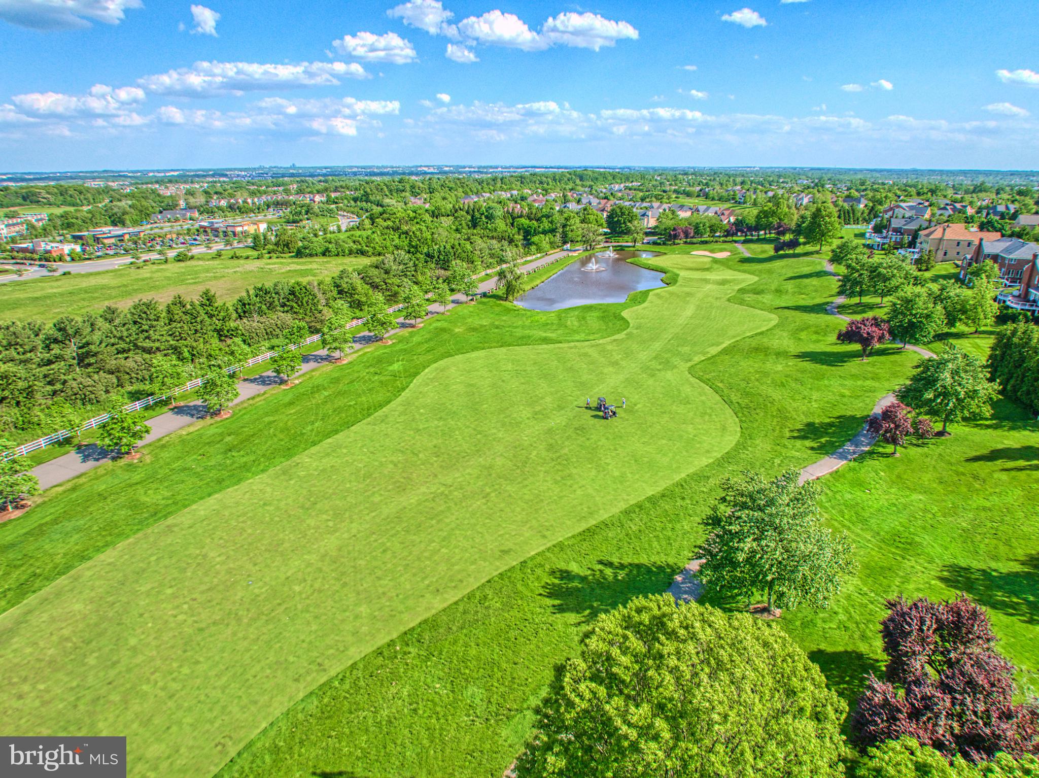 BELMONT COUNTRY CLUB - Residential