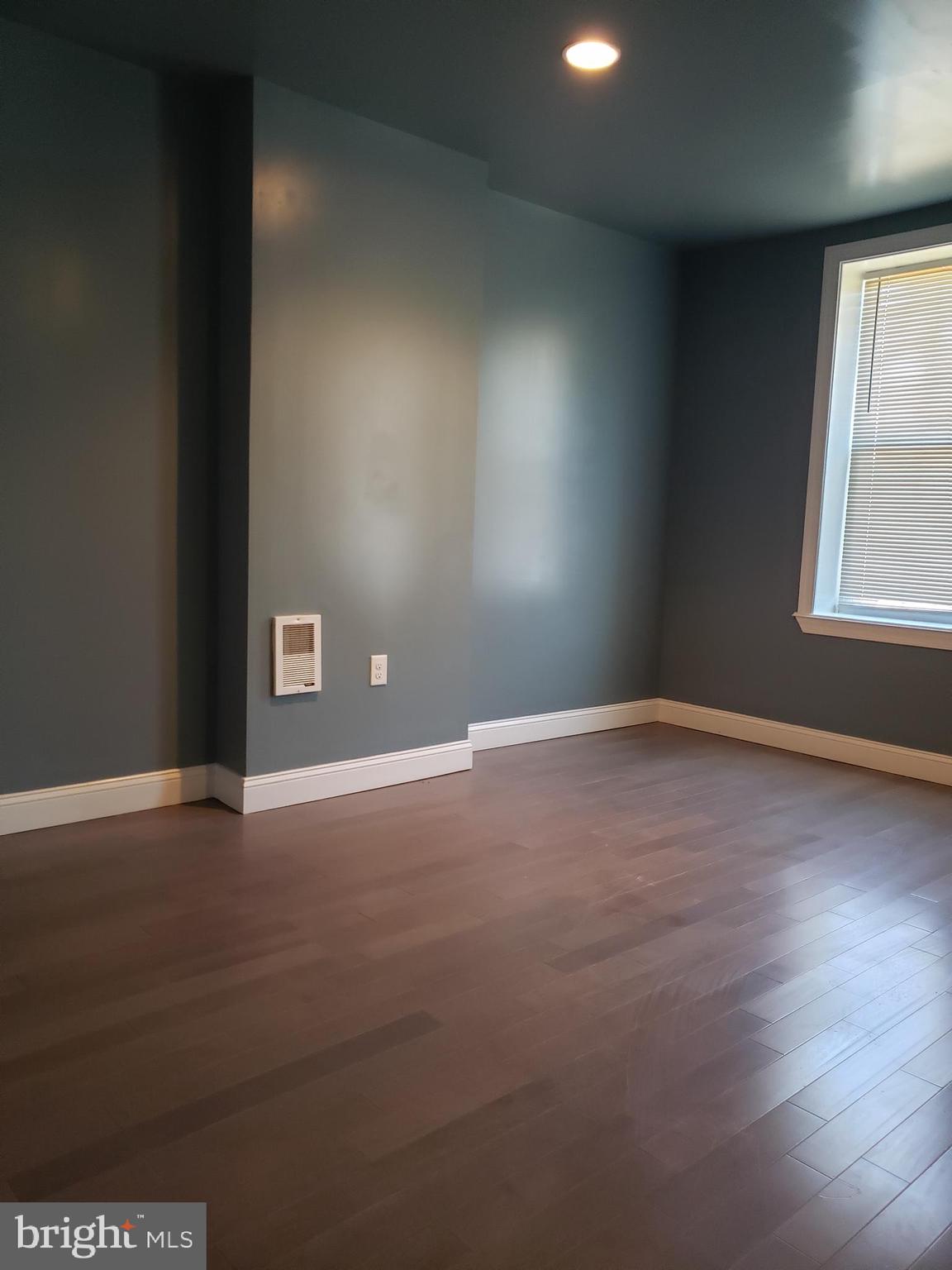 PORT RICHMOND - Residential