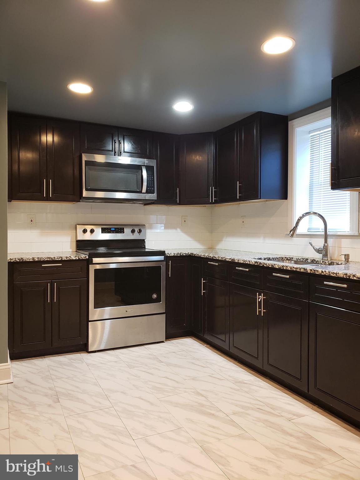 PORT RICHMOND - Residential