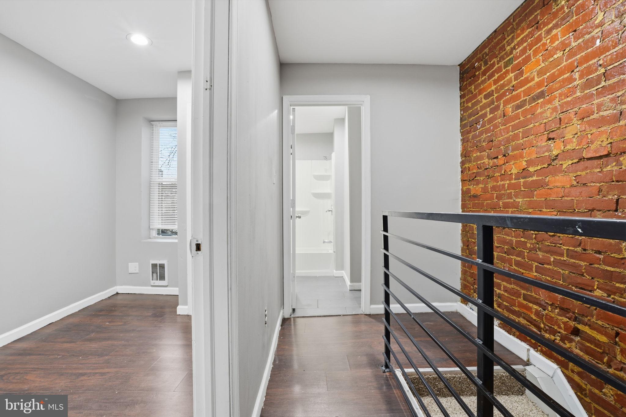 HARROWGATE - Residential
