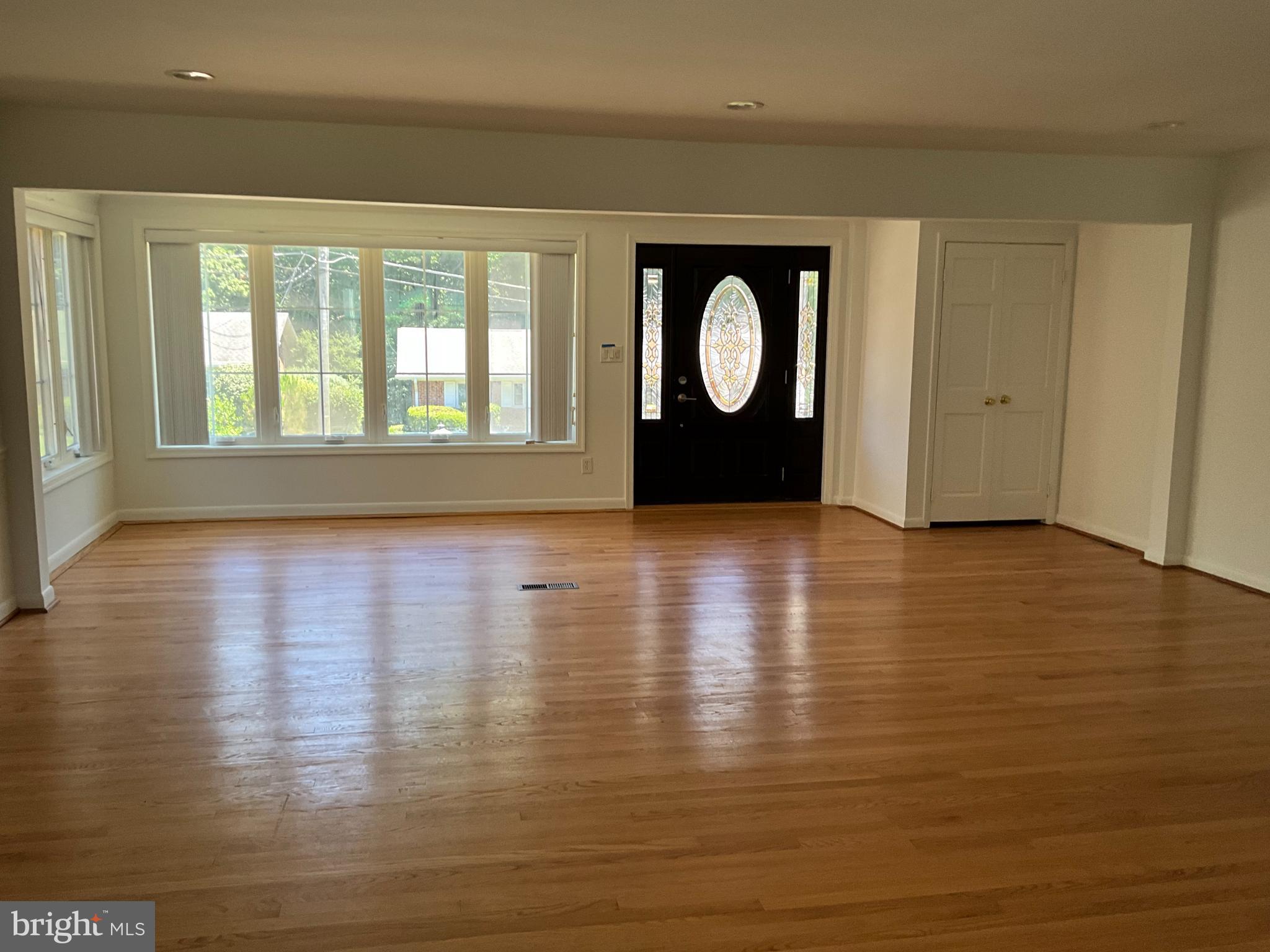 NORTHWEST BRANCH ESTATES - Residential