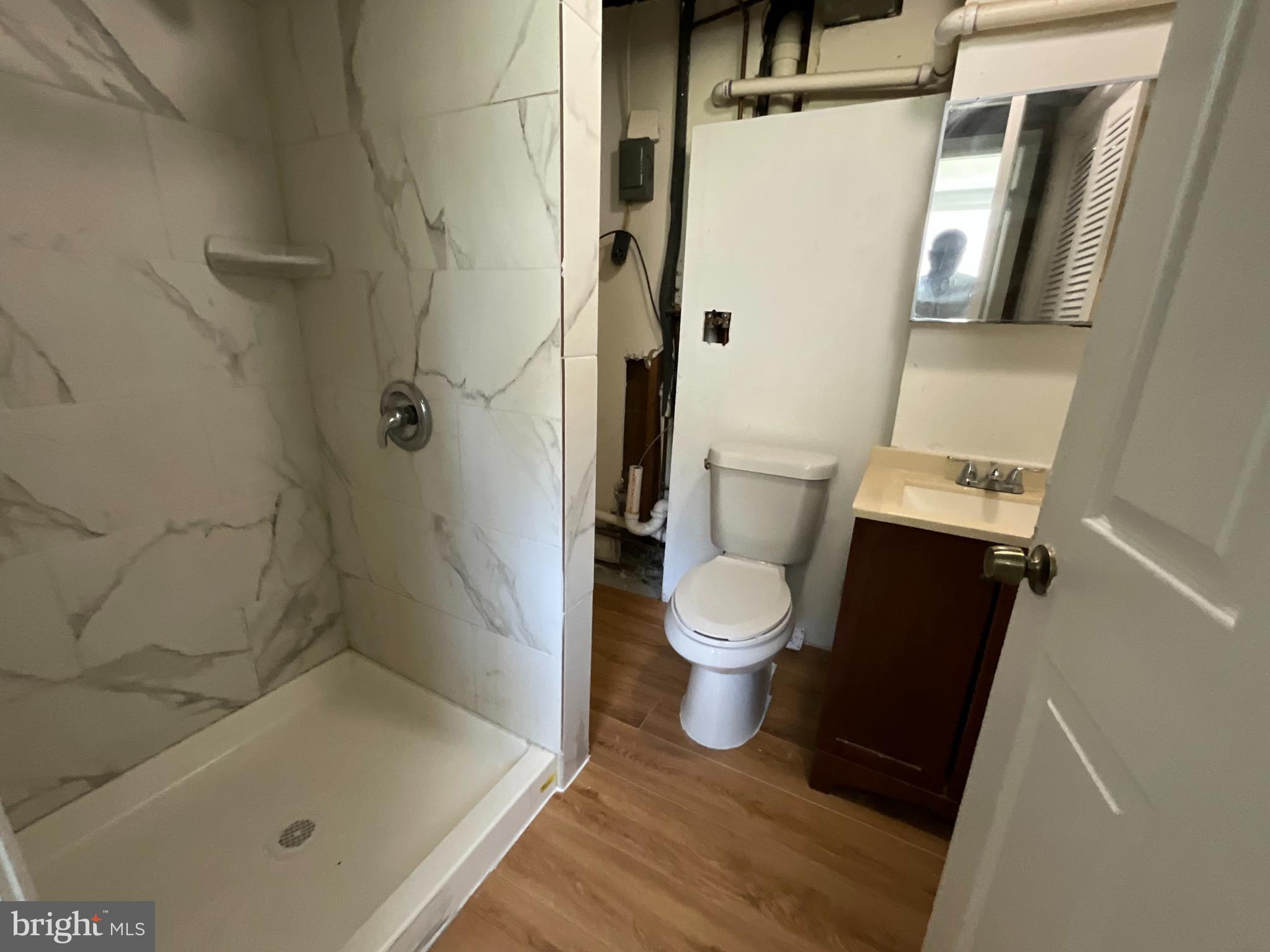 NORTHWEST BRANCH ESTATES - Residential