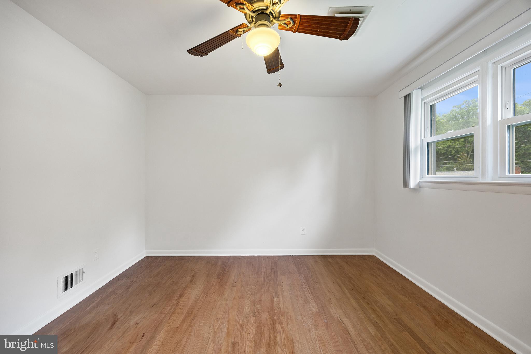 NORTHWEST BRANCH ESTATES - Residential