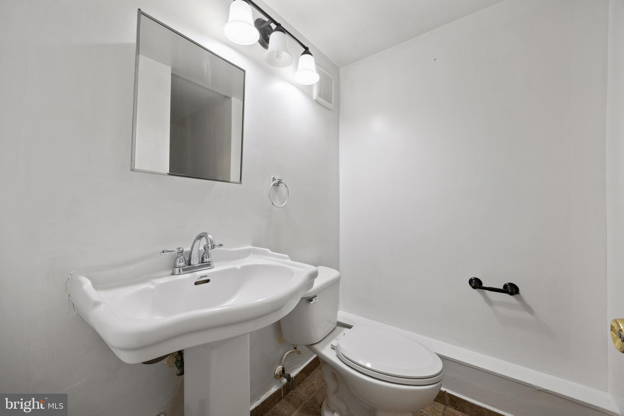NORTHWEST BRANCH ESTATES - Residential