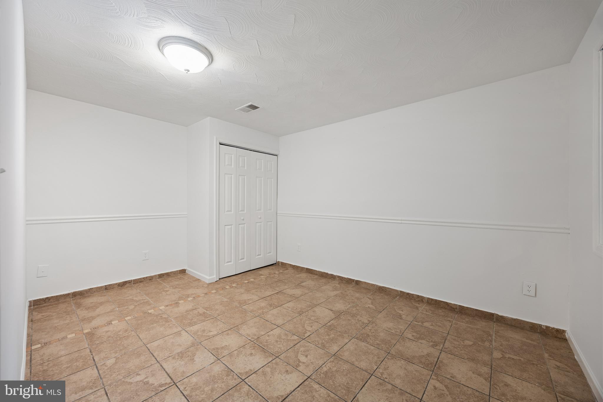 NORTHWEST BRANCH ESTATES - Residential