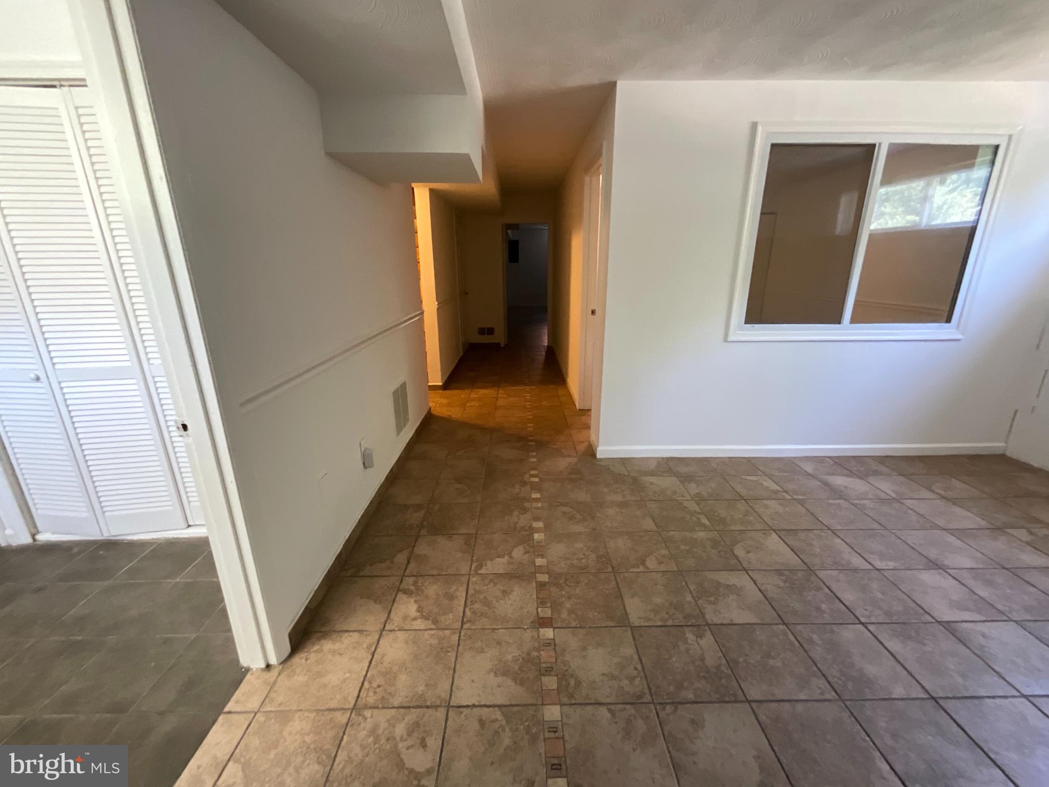 NORTHWEST BRANCH ESTATES - Residential