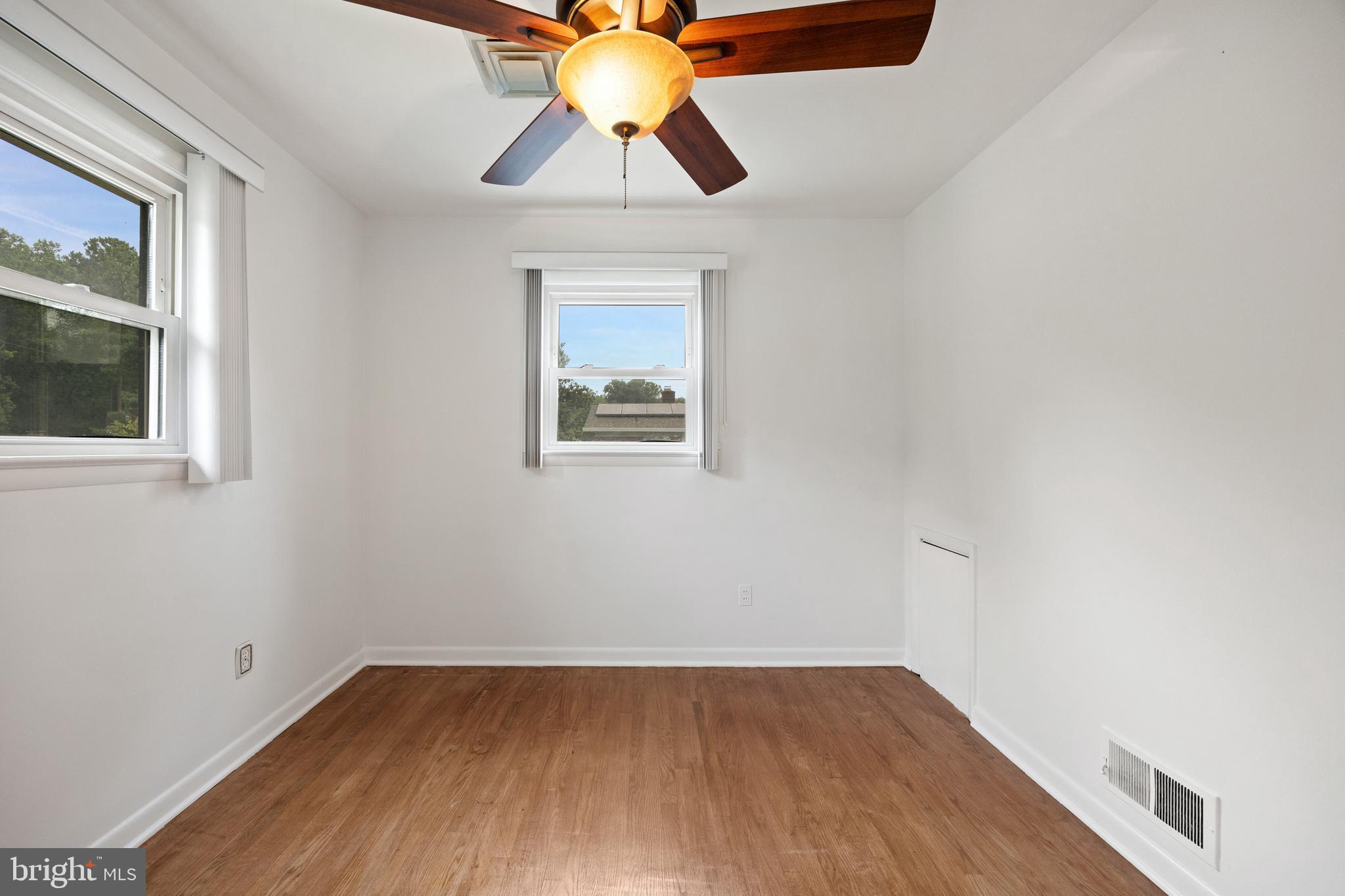 NORTHWEST BRANCH ESTATES - Residential