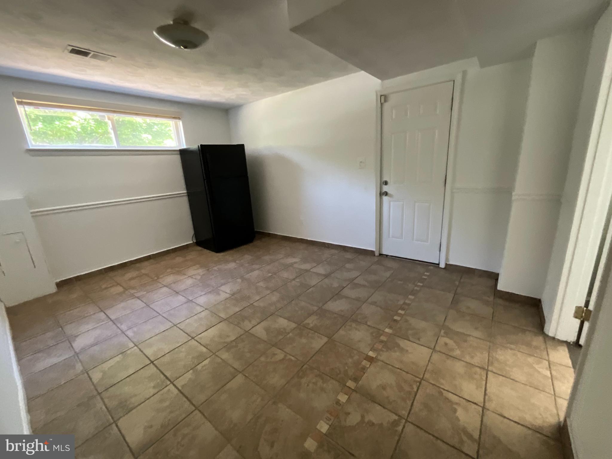 NORTHWEST BRANCH ESTATES - Residential