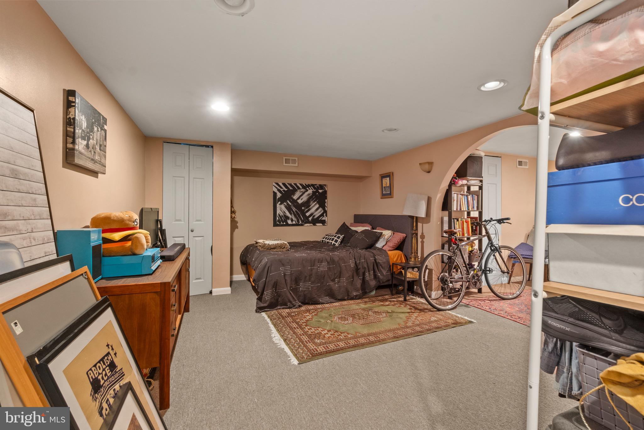EDNOR GARDENS - LAKESIDE - Residential