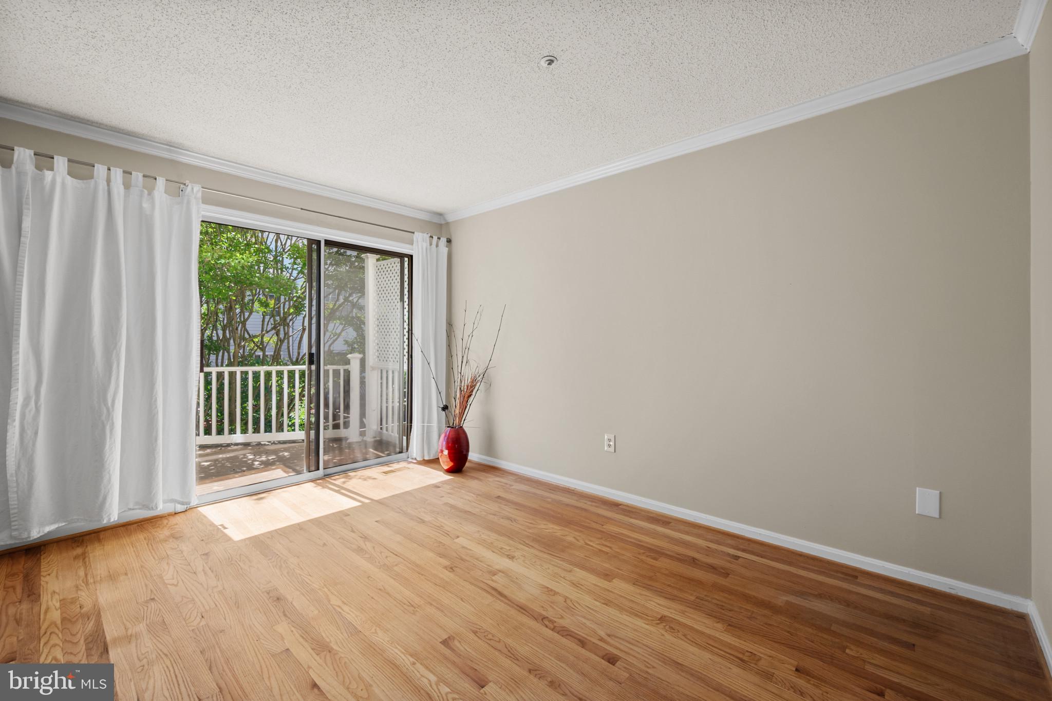 LONGMEAD CROSSING - Residential