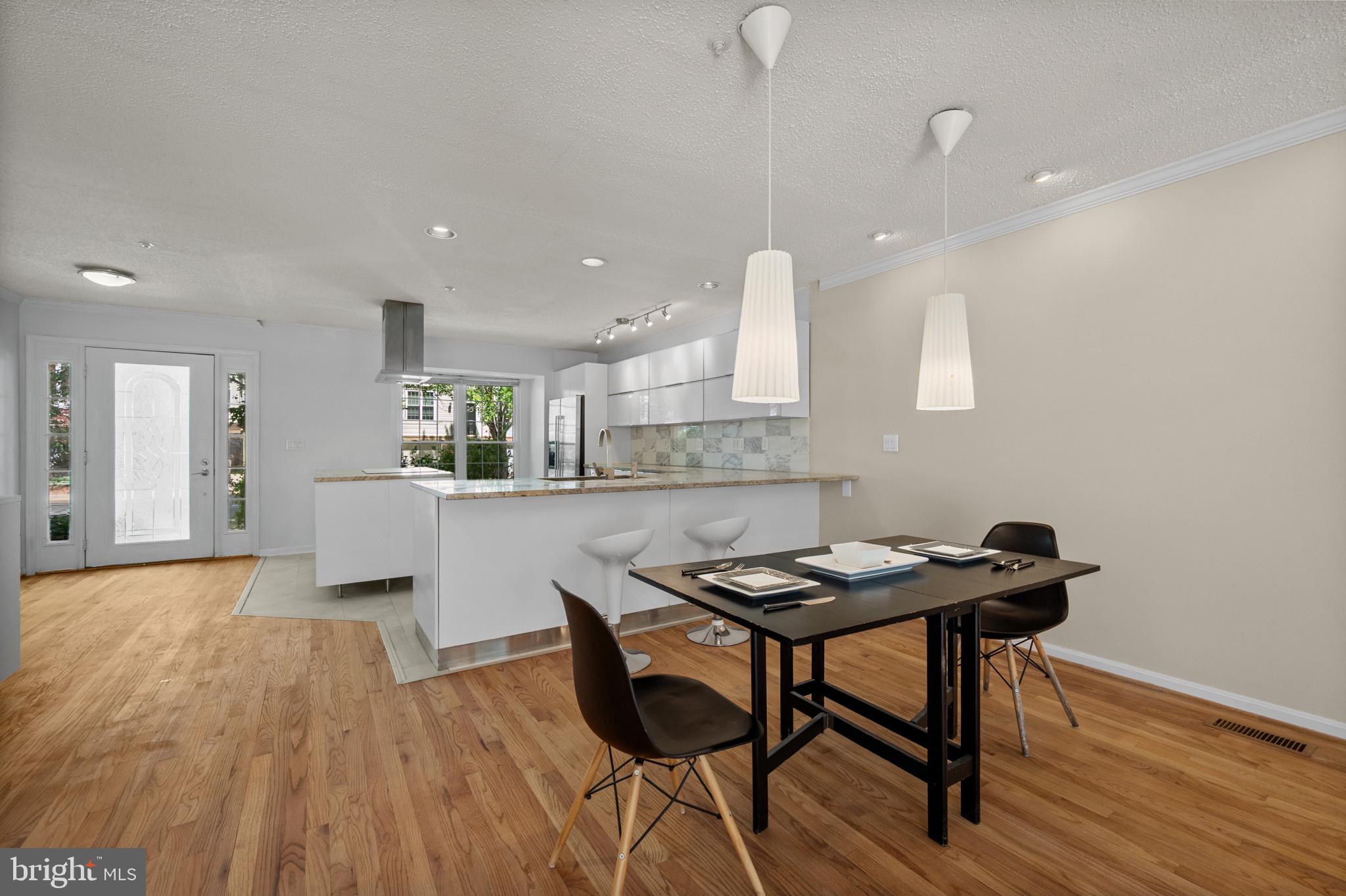 LONGMEAD CROSSING - Residential