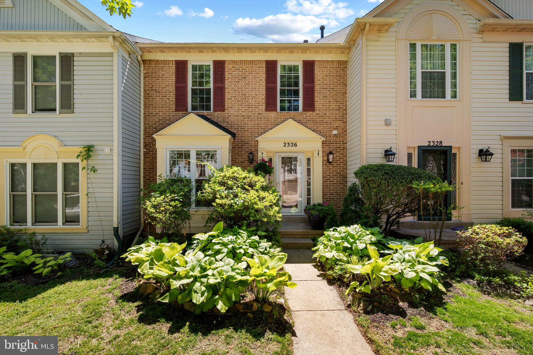 LONGMEAD CROSSING - Residential