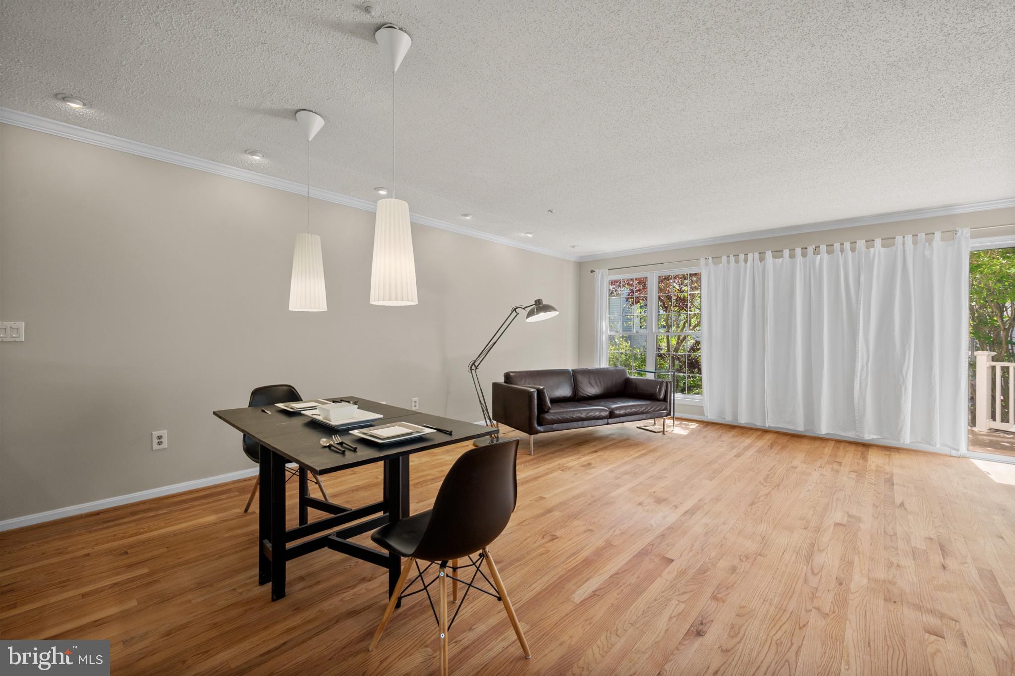 LONGMEAD CROSSING - Residential