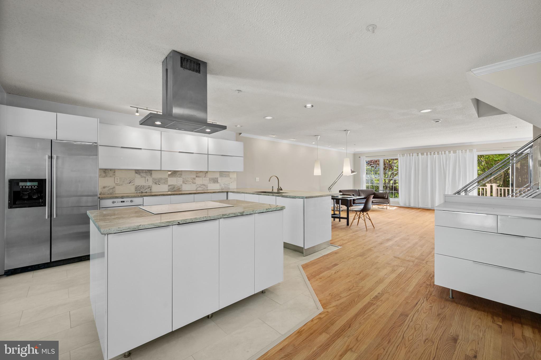 LONGMEAD CROSSING - Residential