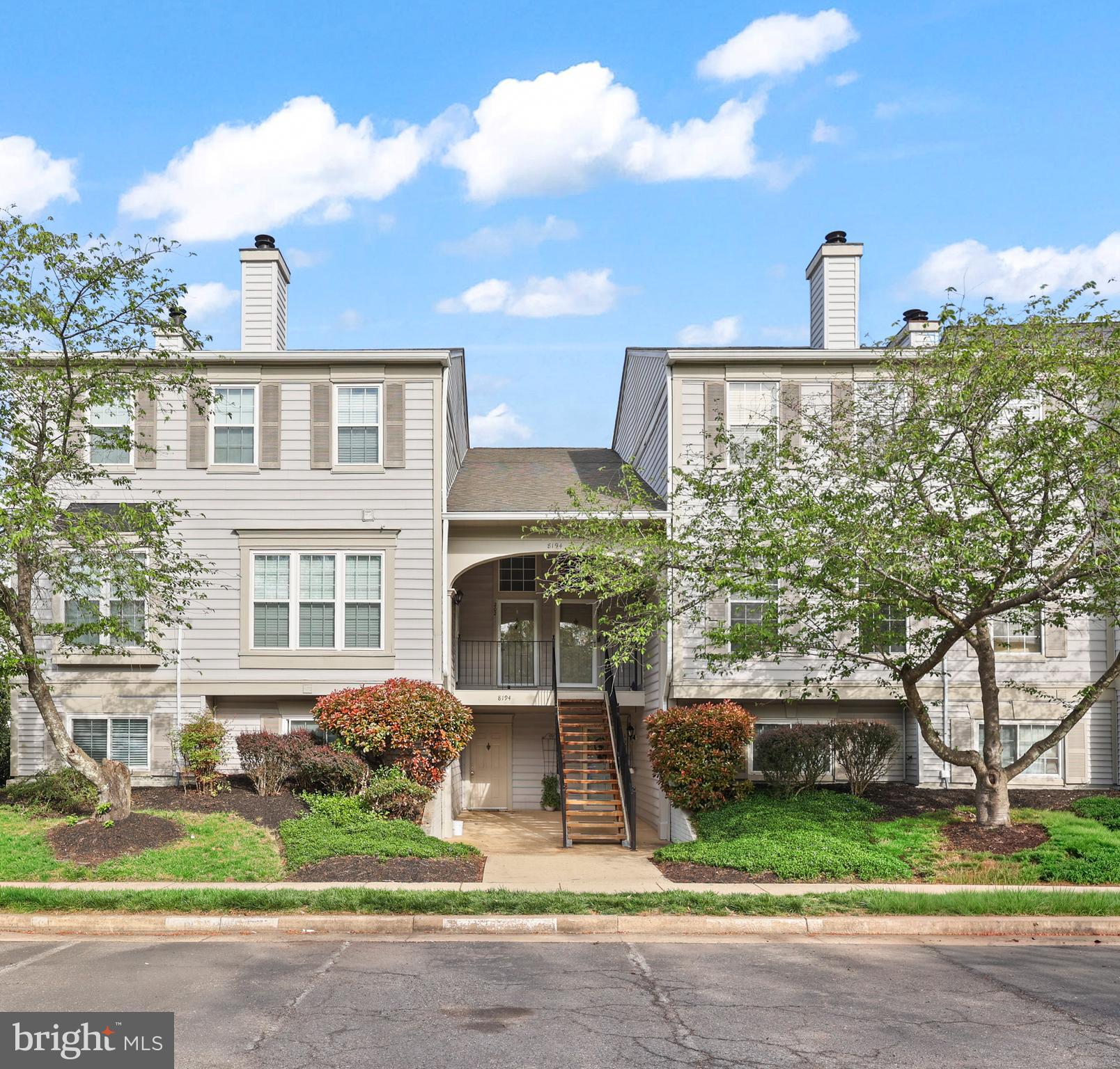 BULL RUN CONDO - Residential