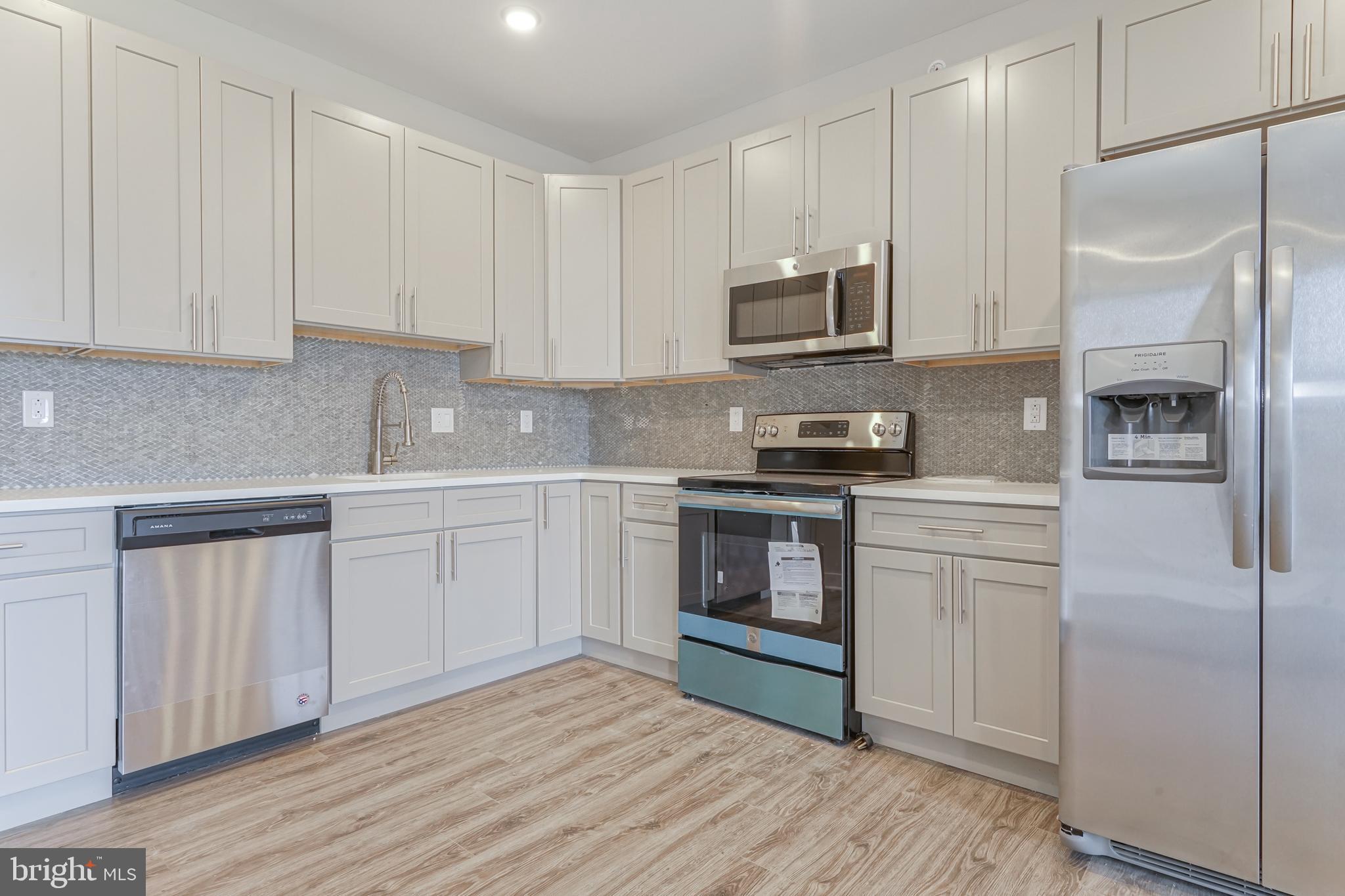 FISHTOWN - Residential Lease