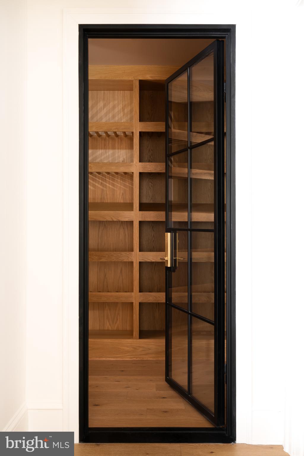 WOODSIDE ESTATES - Residential