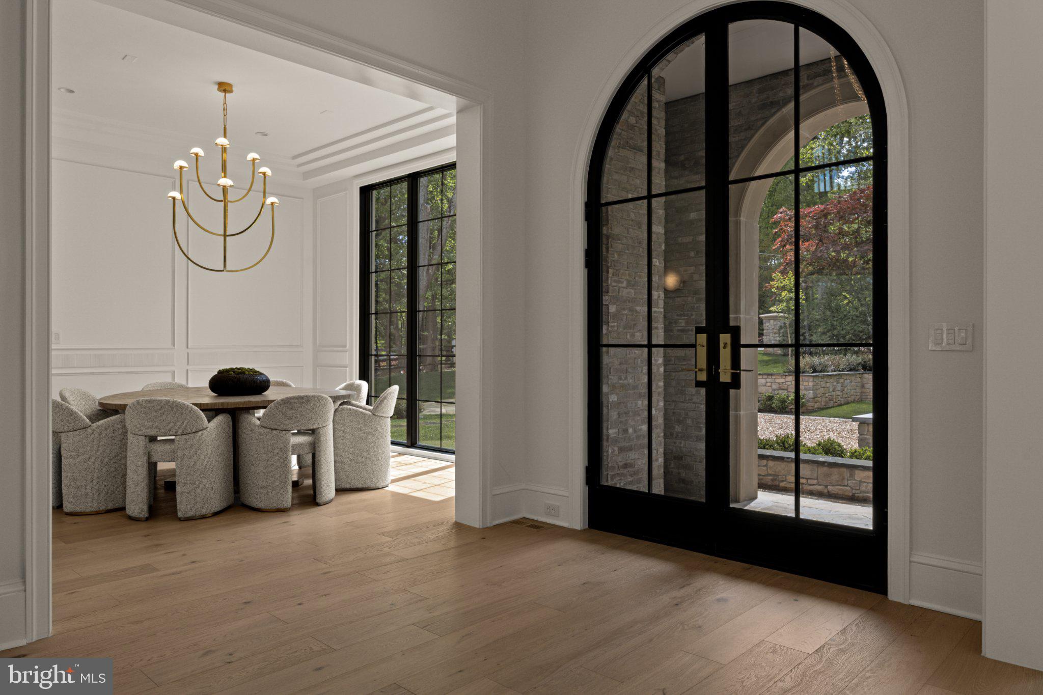 WOODSIDE ESTATES - Residential
