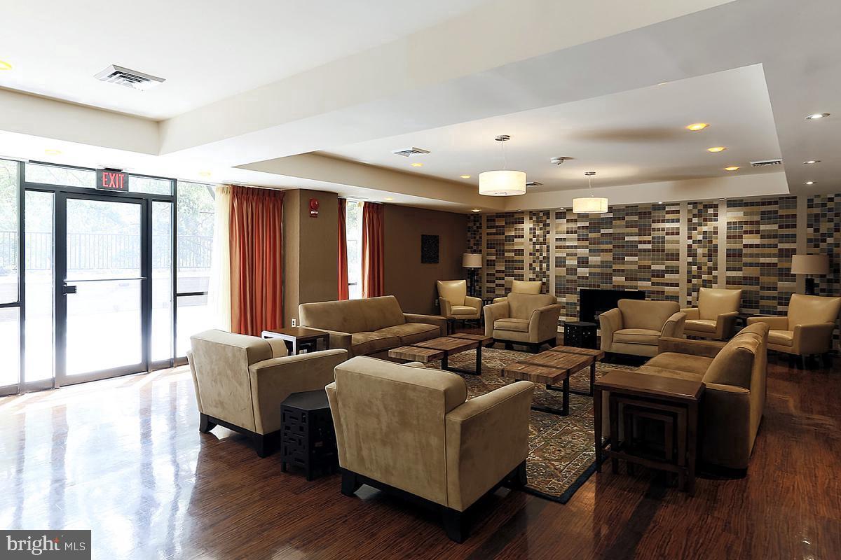 4620 NORTH PARK AVE - Residential
